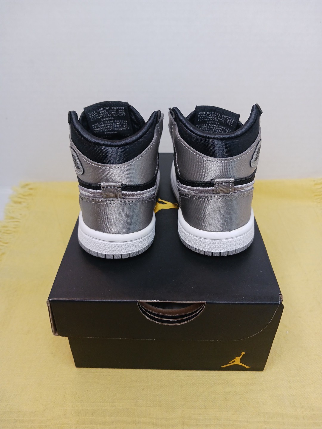 Jordan 1 Retro High OG Satin Shadow Toddler Size 5C FD5305 010 Black /Grey