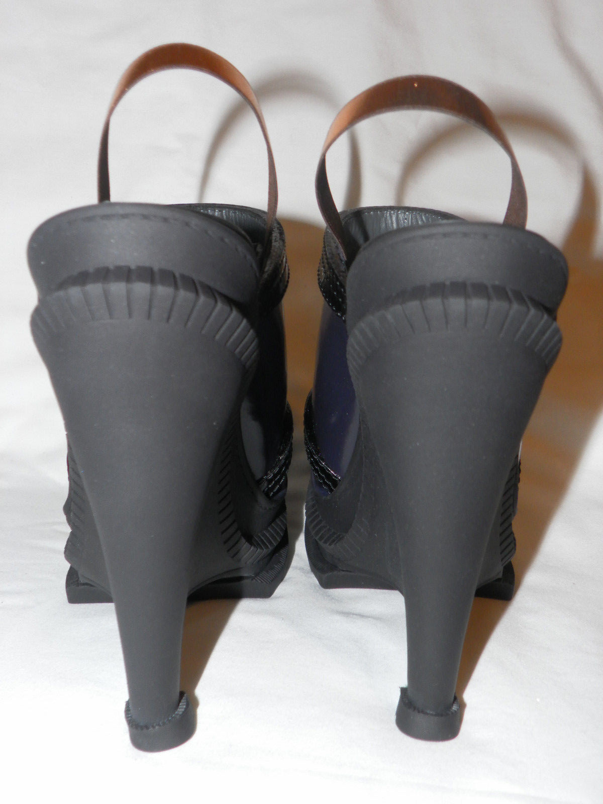 KENZO WEDGE CLOG BLACK & DEEP PURPLE HIGH HEEL WEDGE LEATHER SANDALS Sz. 38