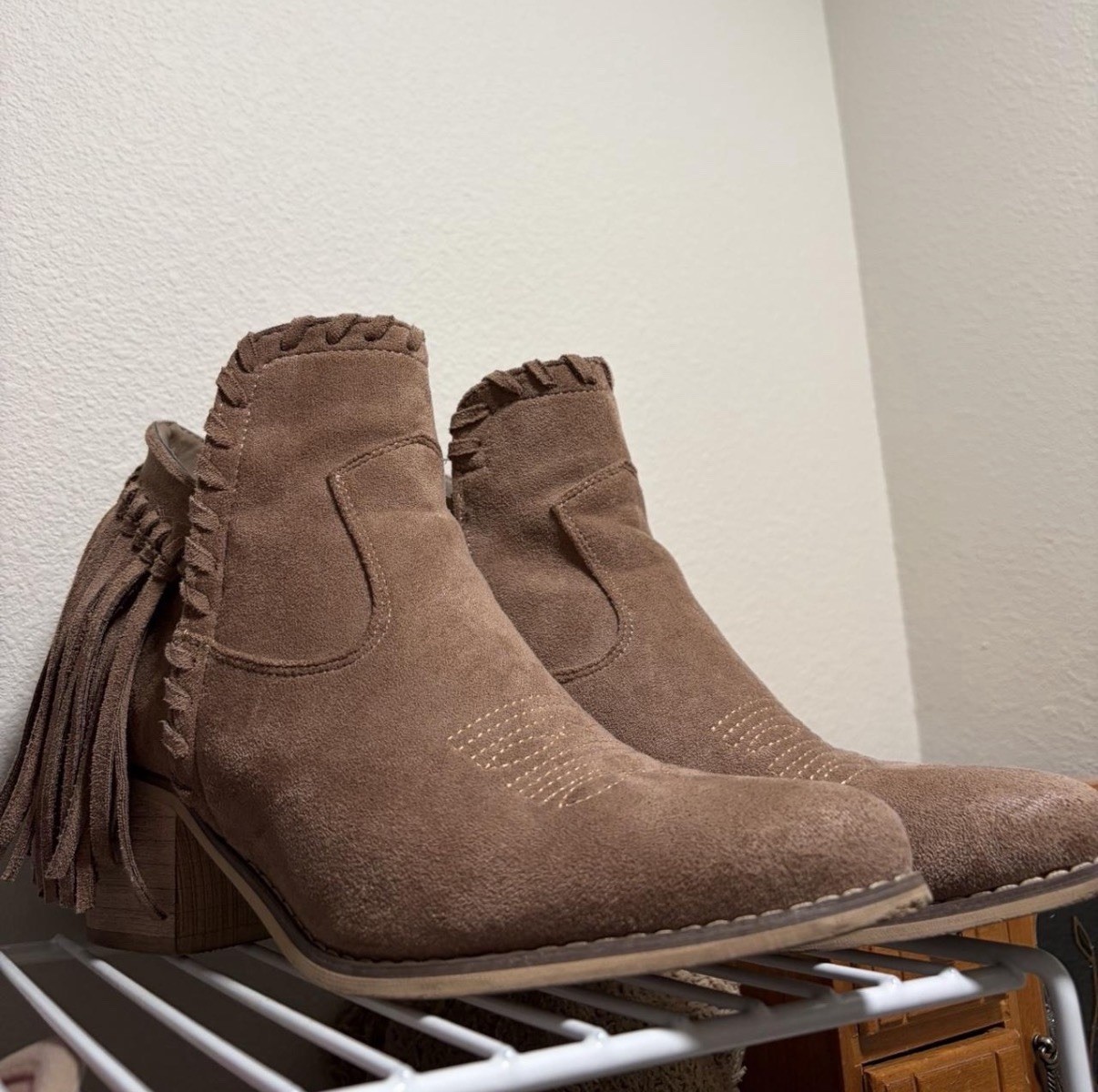 Natural Reflections Women’s Brown Suede Western Fringe Ankle Bootie US 7