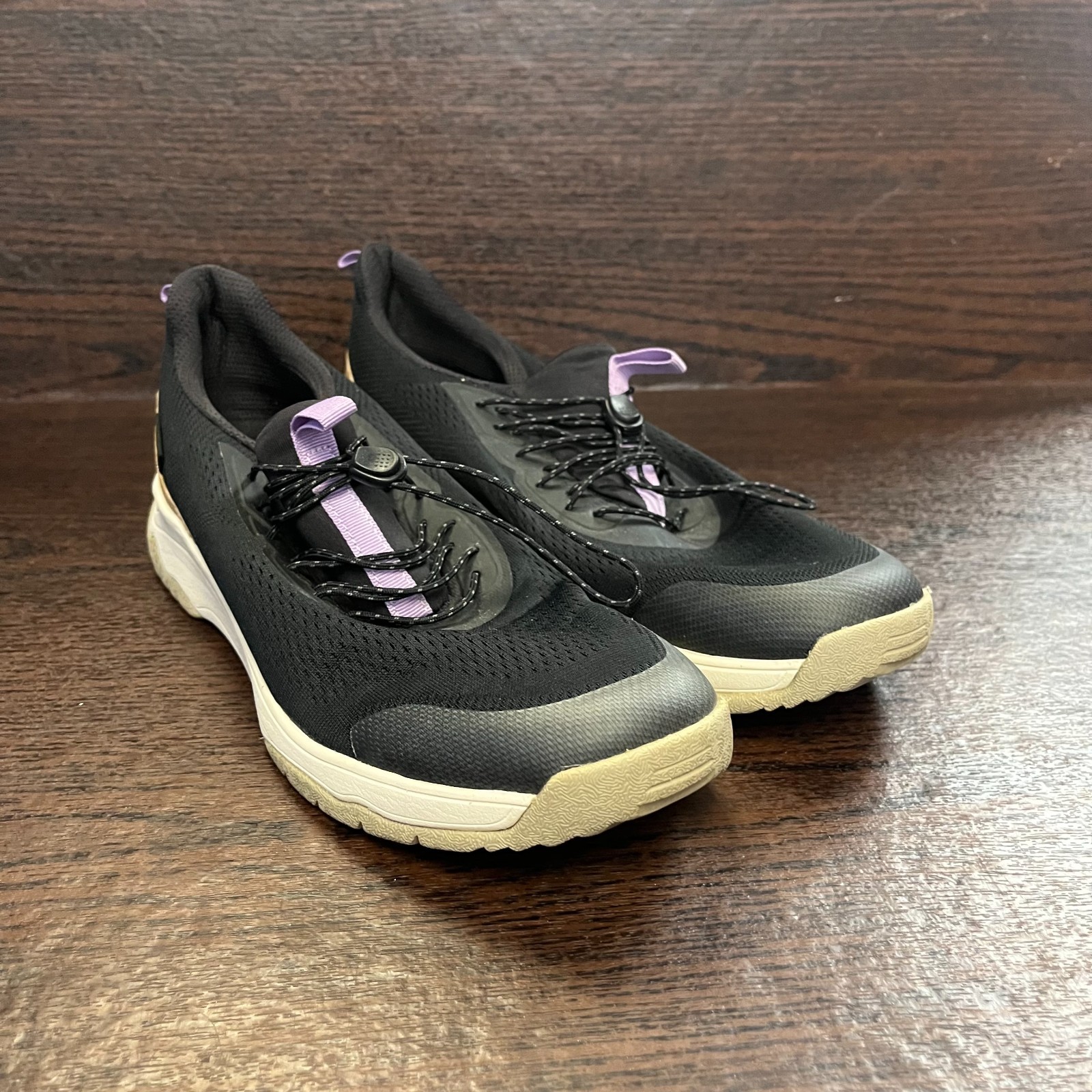 Teva Women’s Outflow Universal Hiking Shoes Size 9.5 Black Purple Water Sneakers
