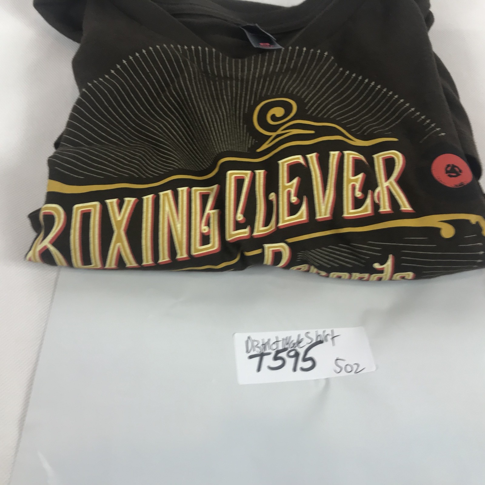 DISTRICT MADE Brown Boxing Clever Records Women’s T-Shirt Size XL