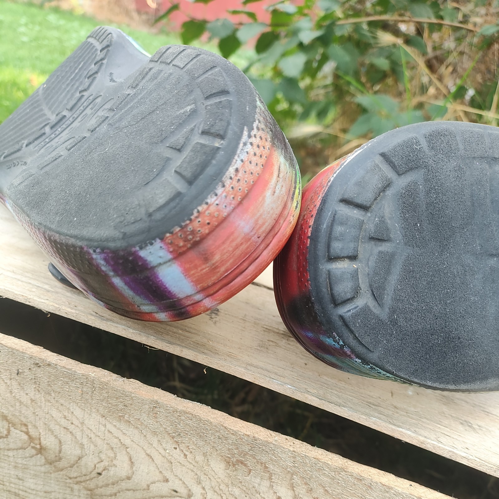 Crocs – Dual Comfort Fleece Lined Tye Tie Dye Clogs Men’s 9 Womens 11