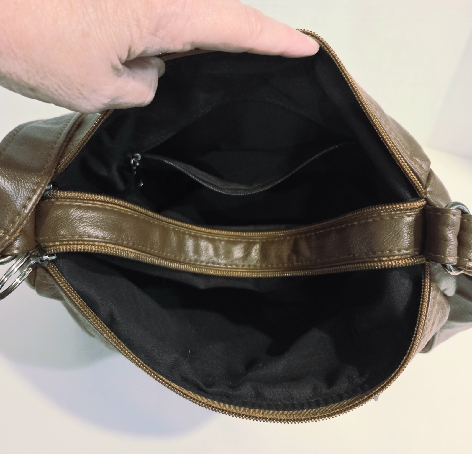 ELDA Purse Soft PU Leather Brown Ladies Crossbody Purse Multi Pocket READ