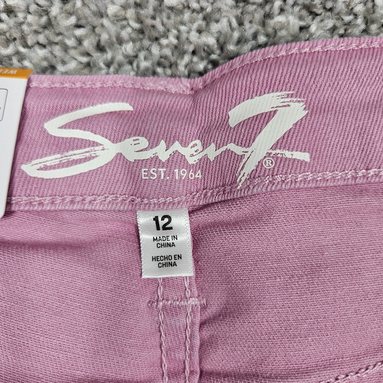 Seven7 Shorts Women’s Size 12 Fray Hem High Rise Denim Pastel Lavendar Zip
