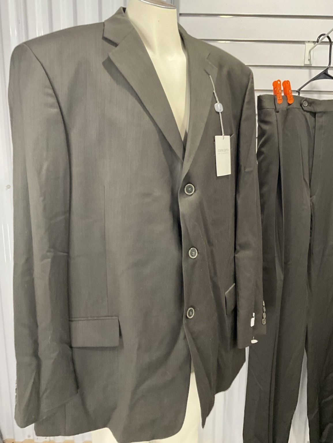 Concepts Claiborne Mens Two Piece WORSTED Wool Suit Pants & Jacket 52 48 L NEW