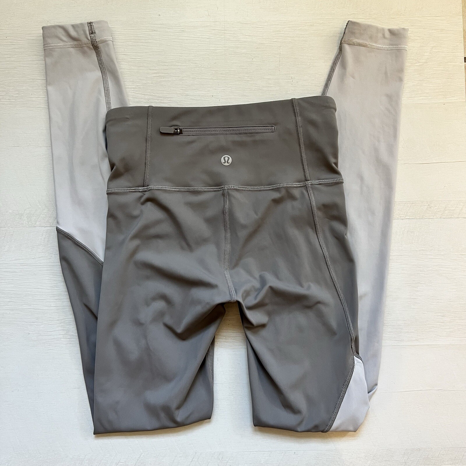 Lululemon Speed Wunder Tight Asym Half Moon/Light Chrome Size 2
