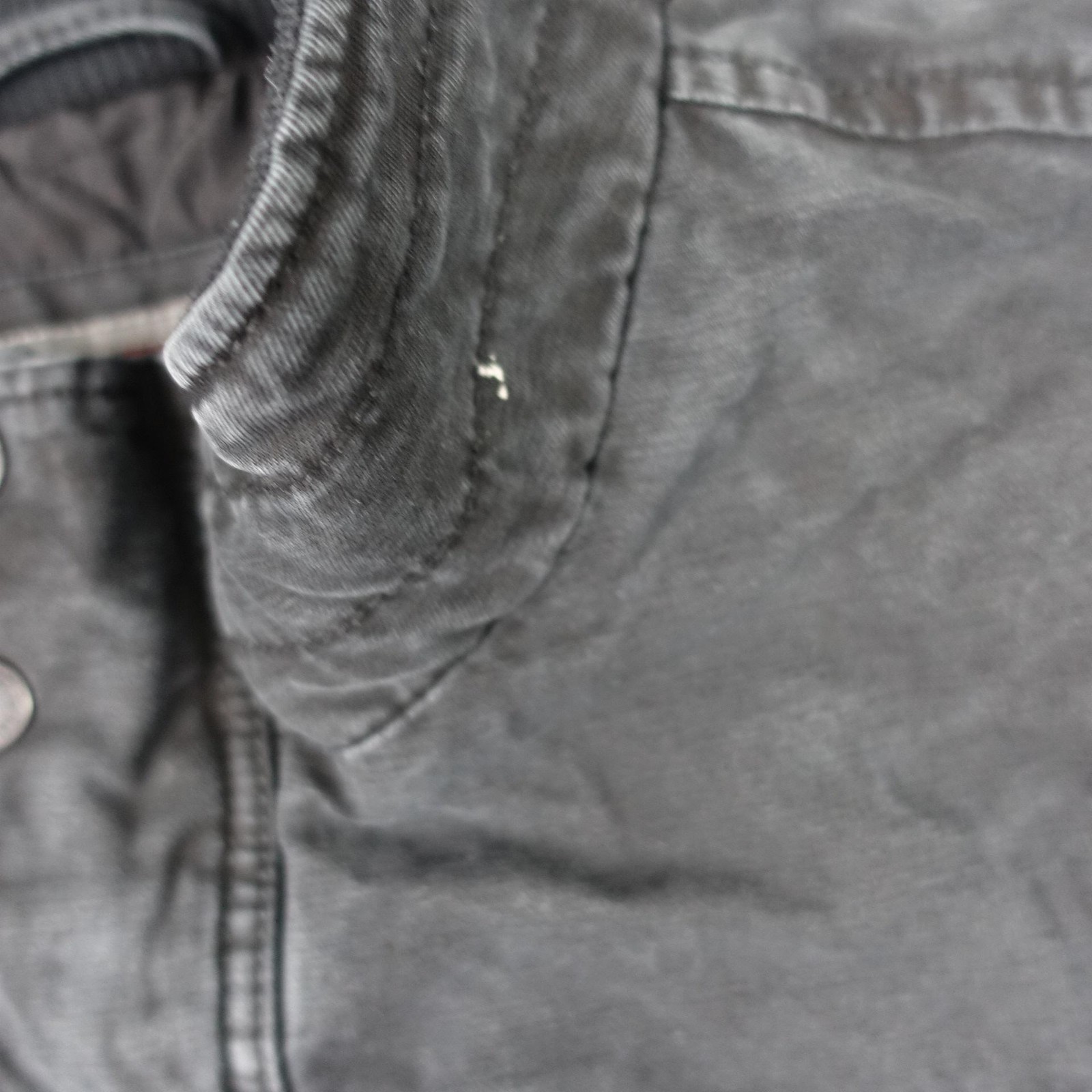 Levis Jacket Mens XL Gray Canvas Military Quilted Lined Insulated Zip Front VTG