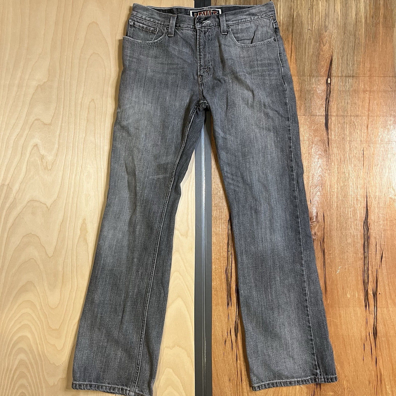 Vintage 2000’s Men’s Levi’s 527 Jeans 33×34 Grey Faded Denim Bootcut Low Rise