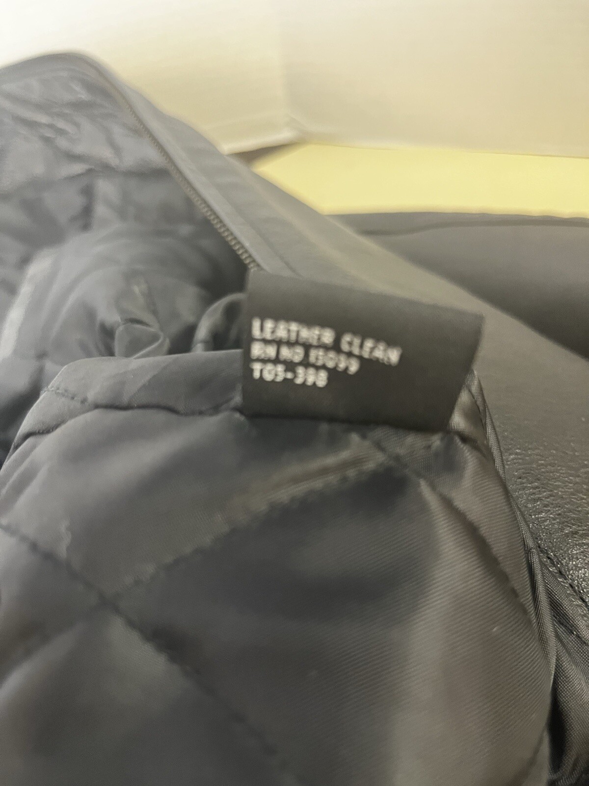 Trader Bay Men’s Black Leather Bomber Jacket YKK Zip Front Quilt Lining Size XL