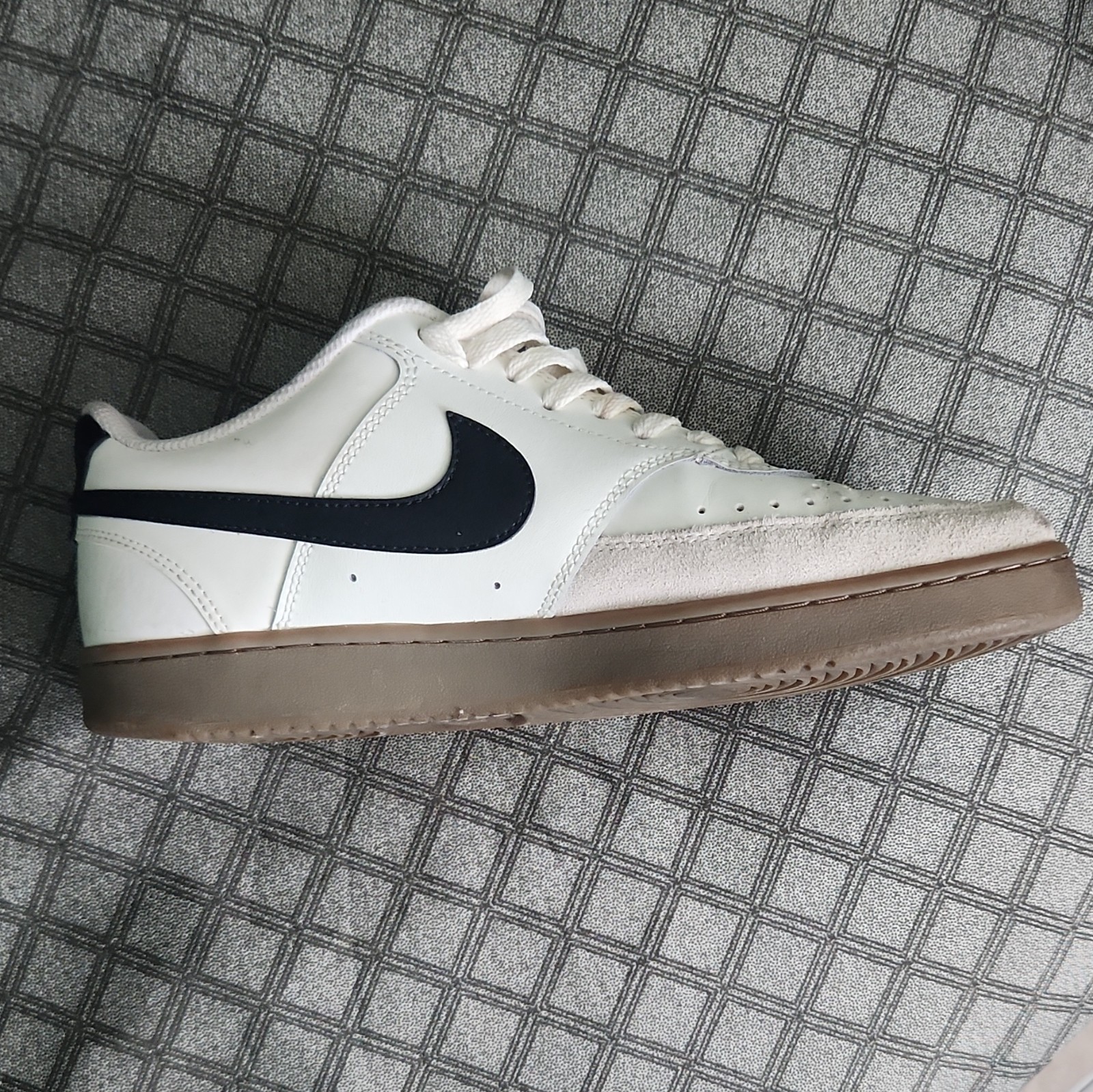 Nike Court Vision Low Leather Sneakers White/Black Gum FQ8075-133