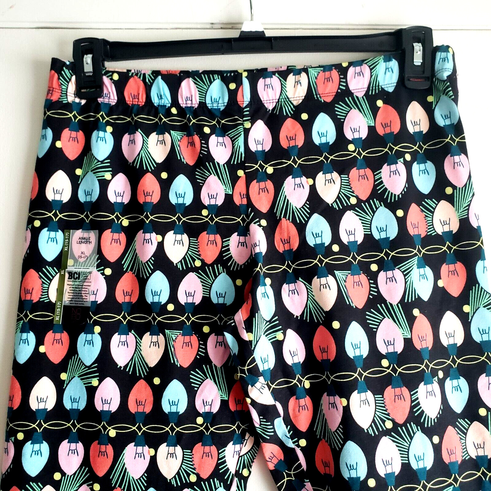 NEW & FUN! Jr 15/17 32″-40″ Stretch Waist Holiday Christmas Lights Ankle Legging