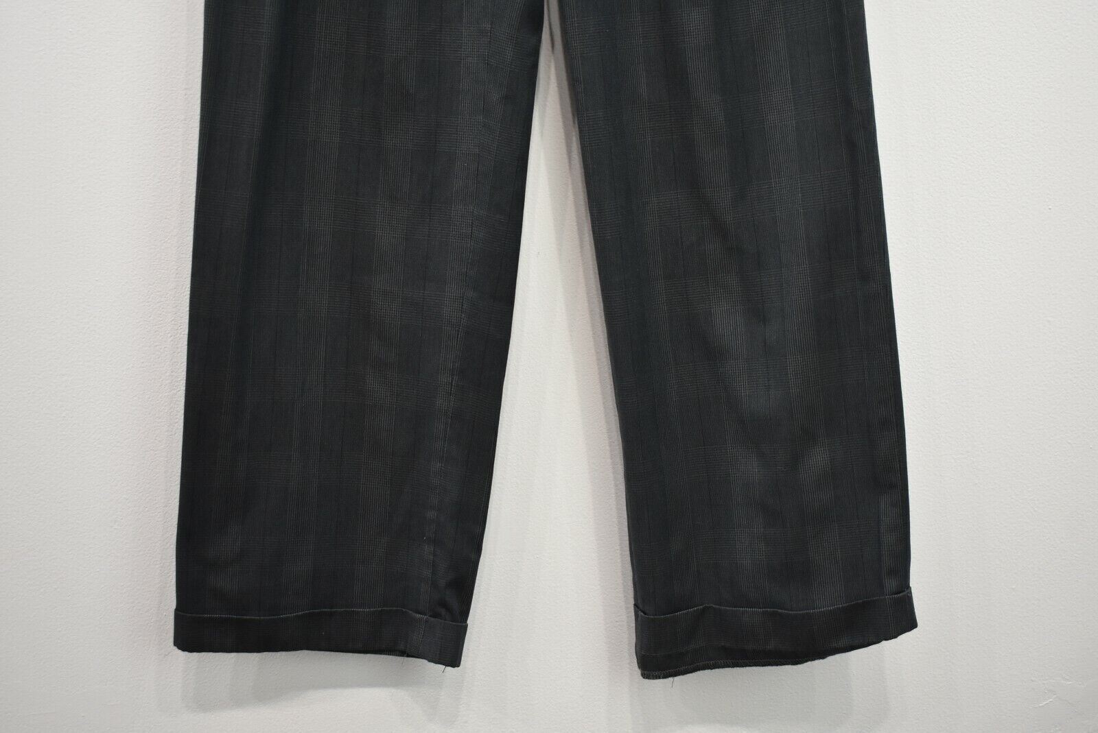 Roundtree & Yorke Men Pleat Front Straight Leg Folded Cuff Slack Pants 33 x 32