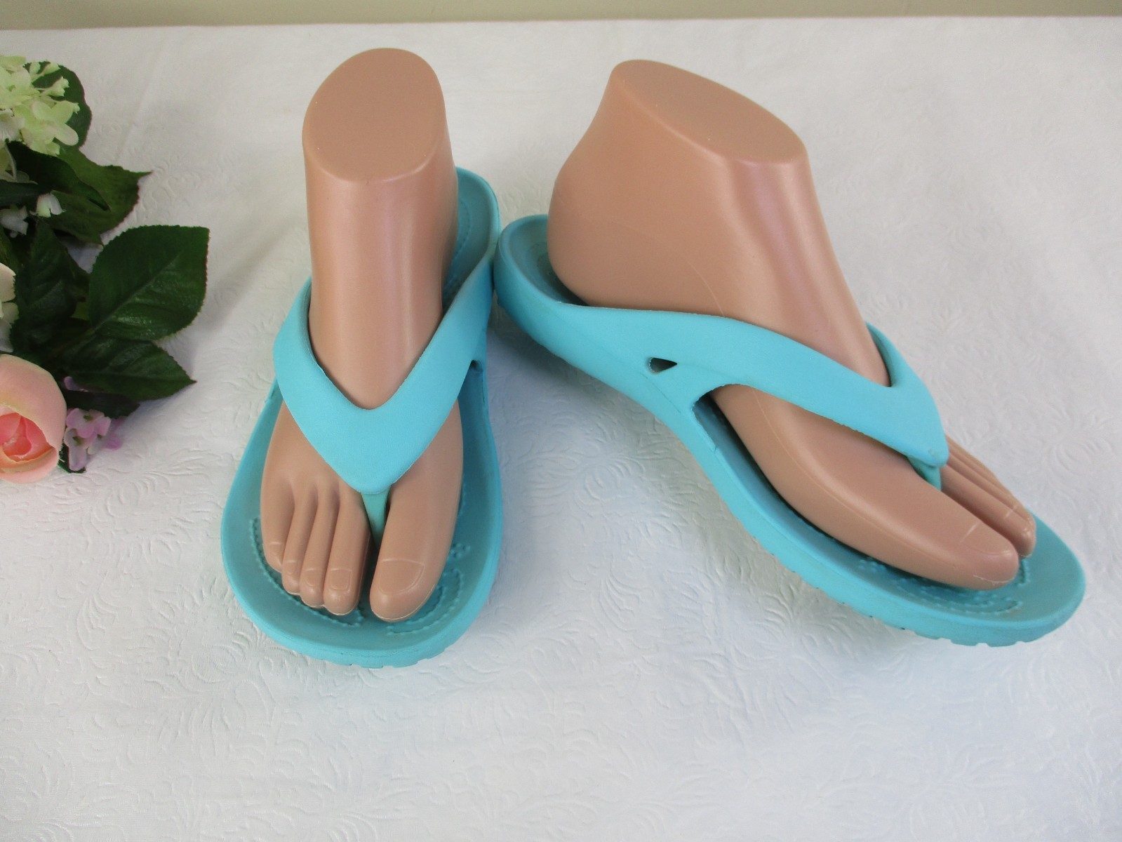 Crocs Kadee II Flip Flops Women’s 7 Turquoise-Blue Sandals