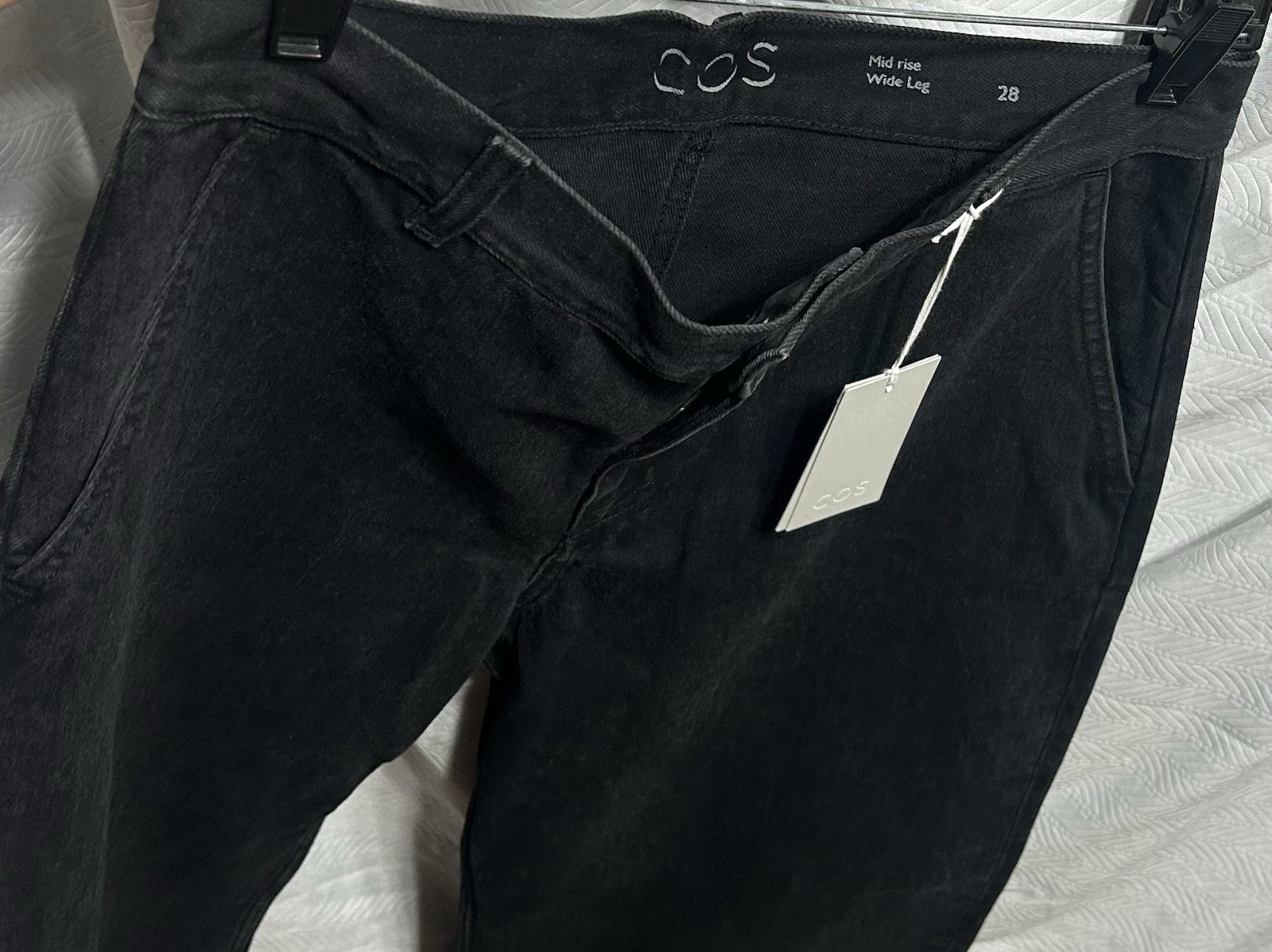 COS Mid Rise Wide Leg Black One Back Pocket Denim Jeans Pants Size 28