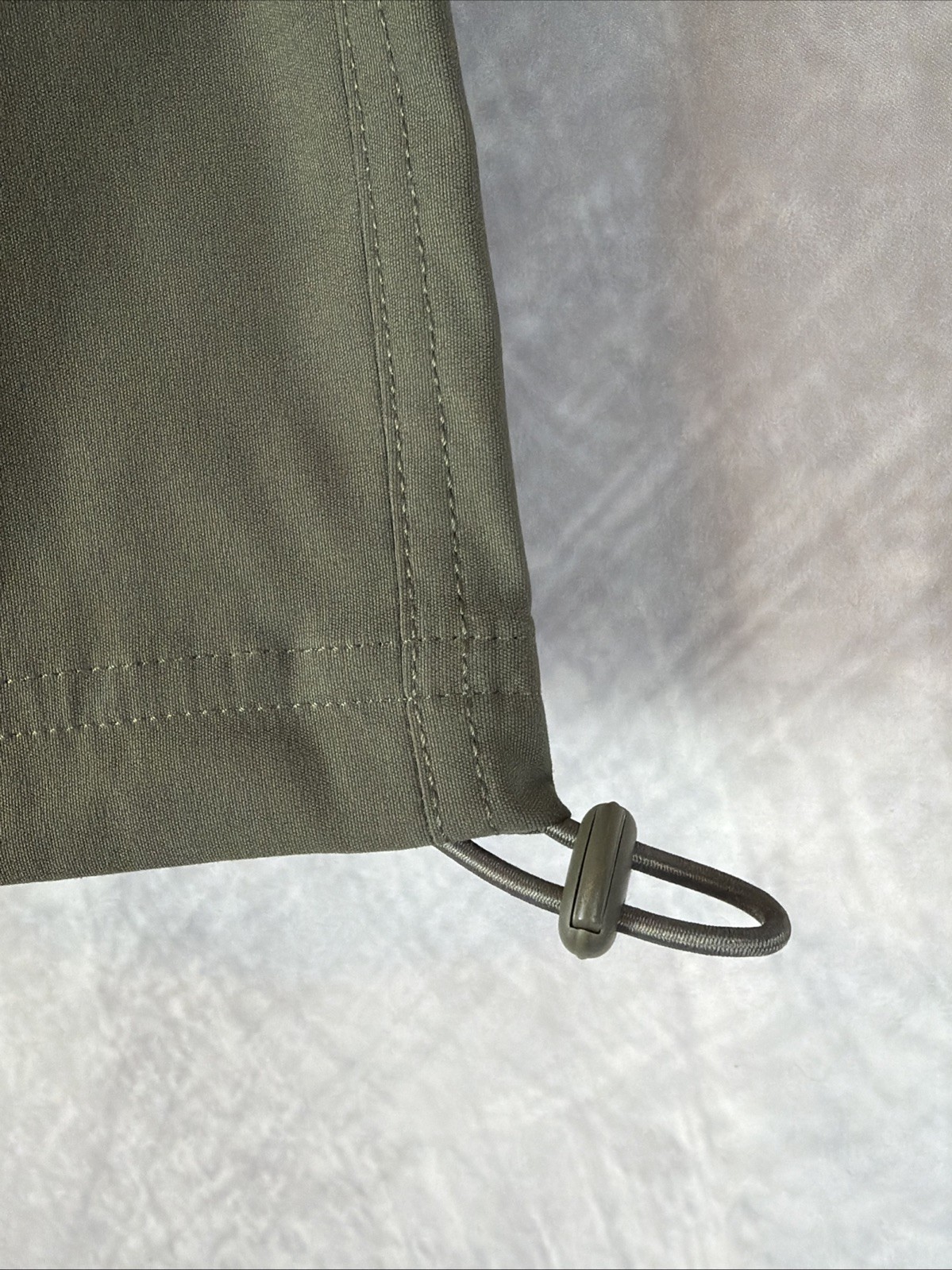 Eddie Bauer Rainier Capri Pants Womens Sz 0 Khaki Hiking Nylon Stretch Zip Green