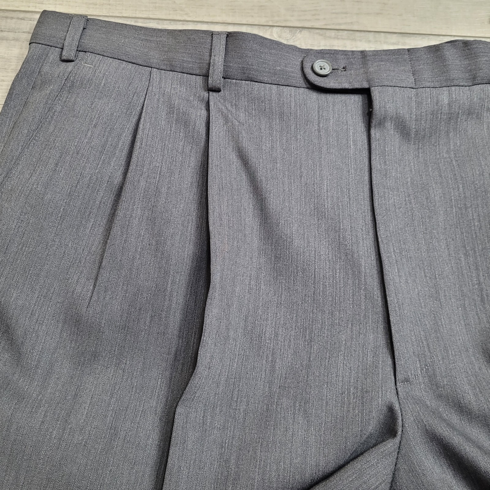 NWT Linea Natruale Pants Men 40 Gray 100% Wool Super 110’s Pleated Unhemmed