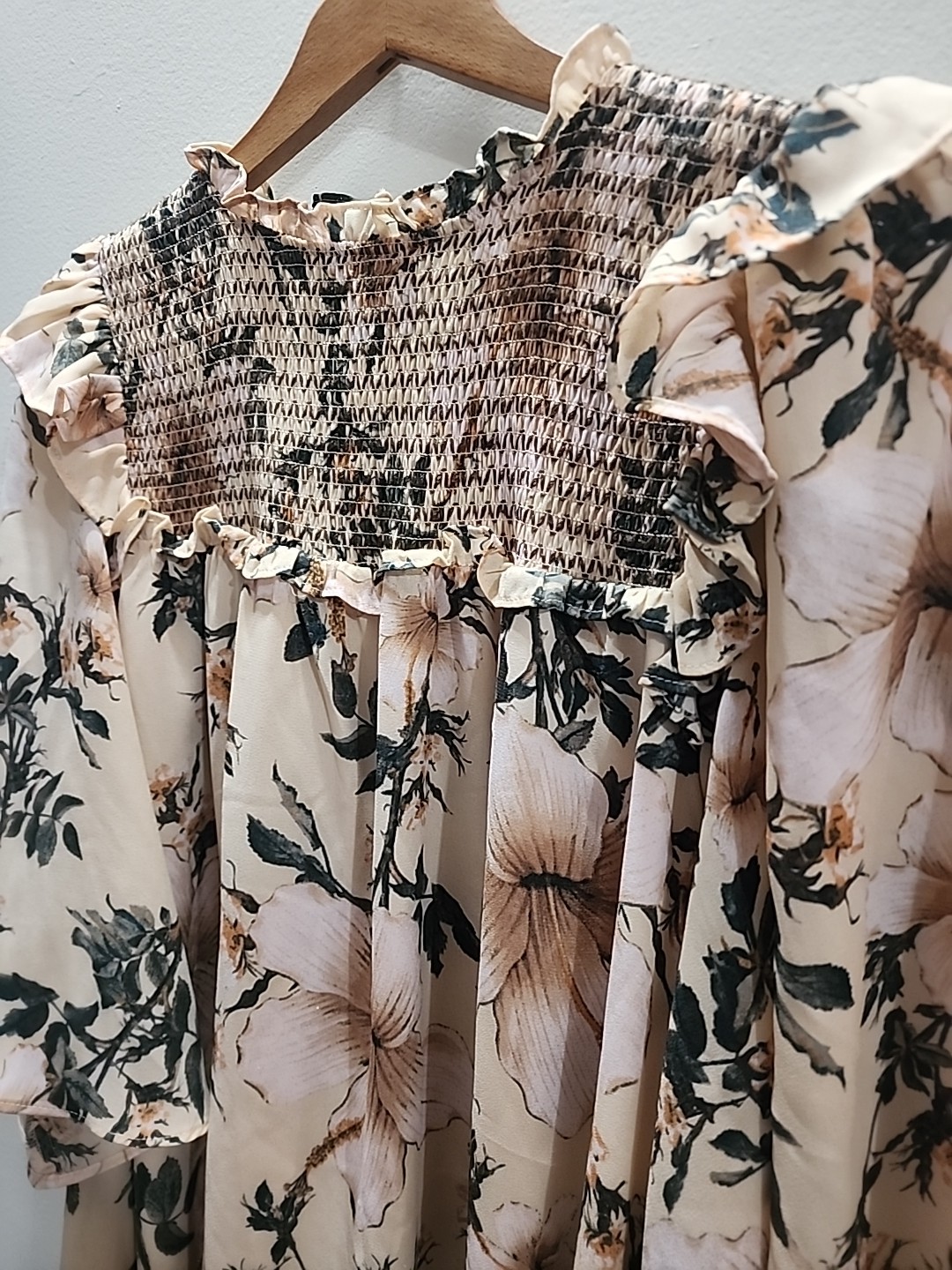 Happy x Nature Size L Dress smocked Floral Boho knee Length By Kate Hudson