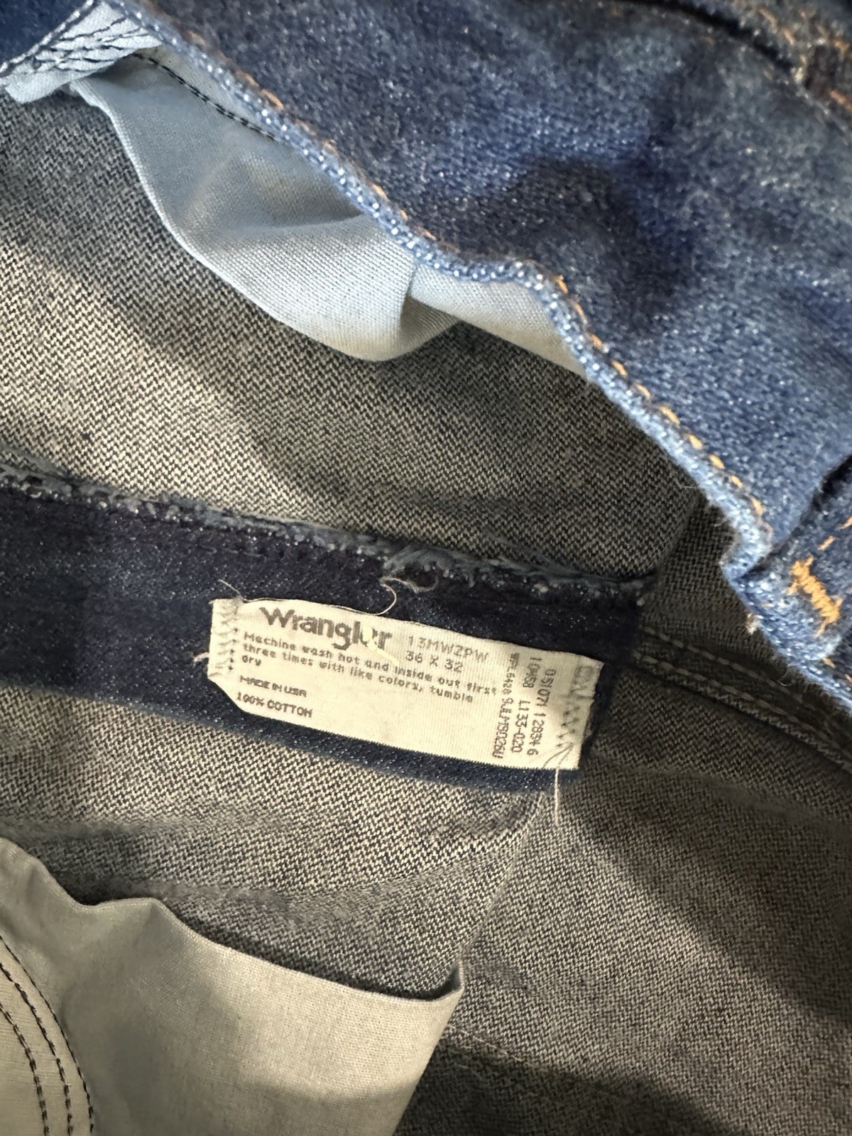 Wrangler 13MWZ Cowboy Cut Jeans – Blue 36 x 32 Vintage