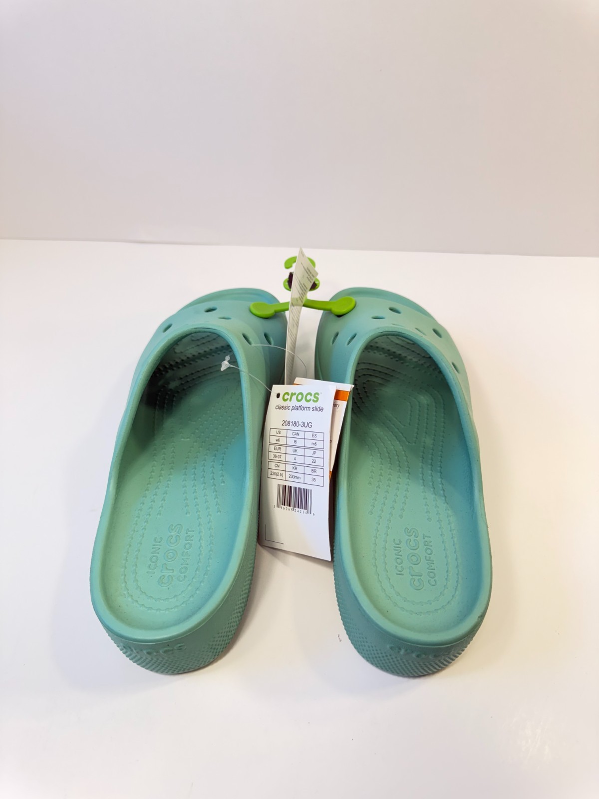 9.1 Crocs Womens Classic Platform Slide Teal-US 6