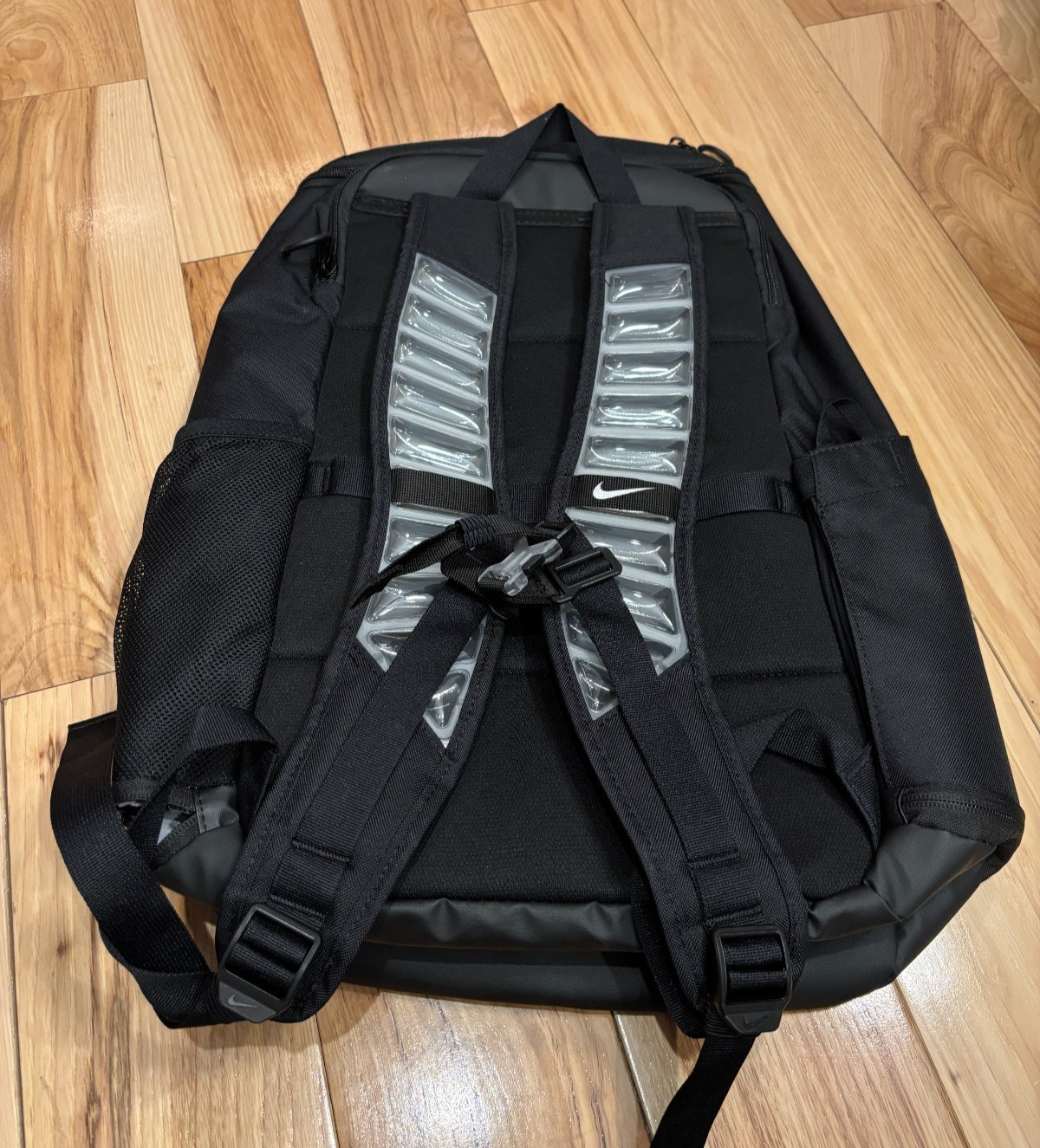 Nike Varsity Elite Backpack (32L) Black Metallic Silver HM9965 010 NWT ($95)