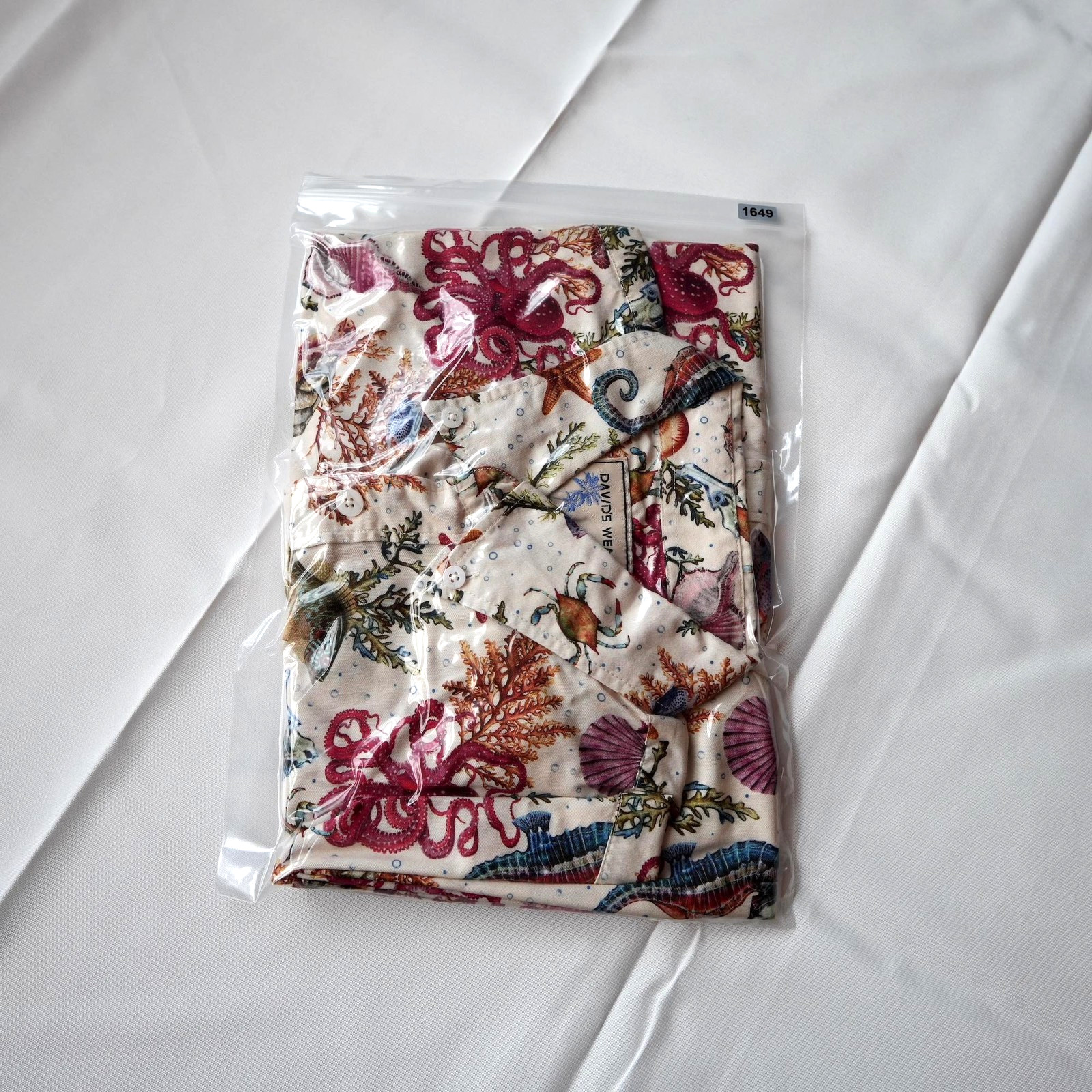Davids Wear Yiume Hawaiian Shirt Mens Medium Seahorse Tencel Aloha Marine Life M