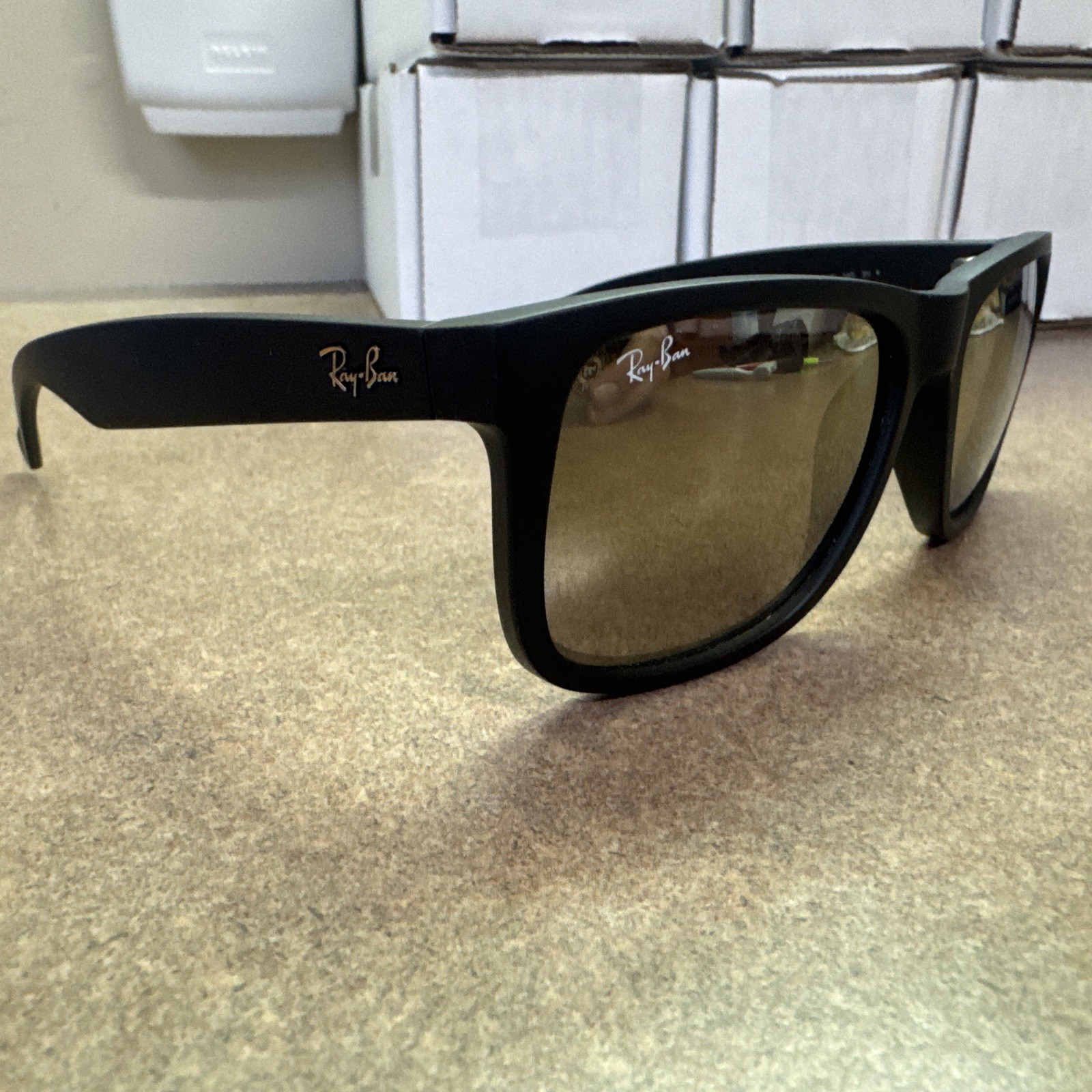 Ray-Ban RB 4165 622/5A Justin Sunglasses Matte Black Rubber Gold 54mm #J29