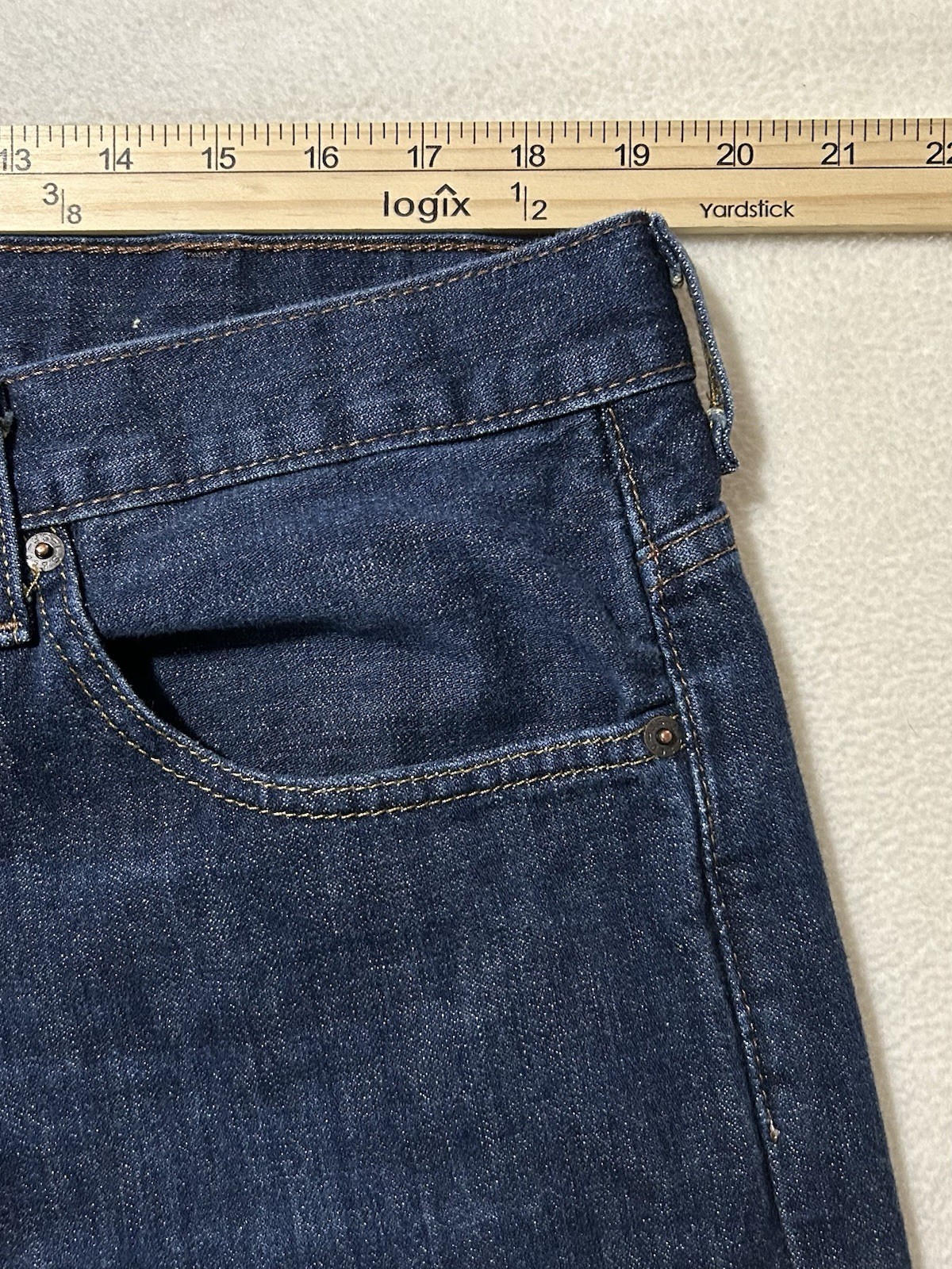 Levi’s 569 Jeans Men’s 38×32 Blue Relaxed Straight Leg Denim