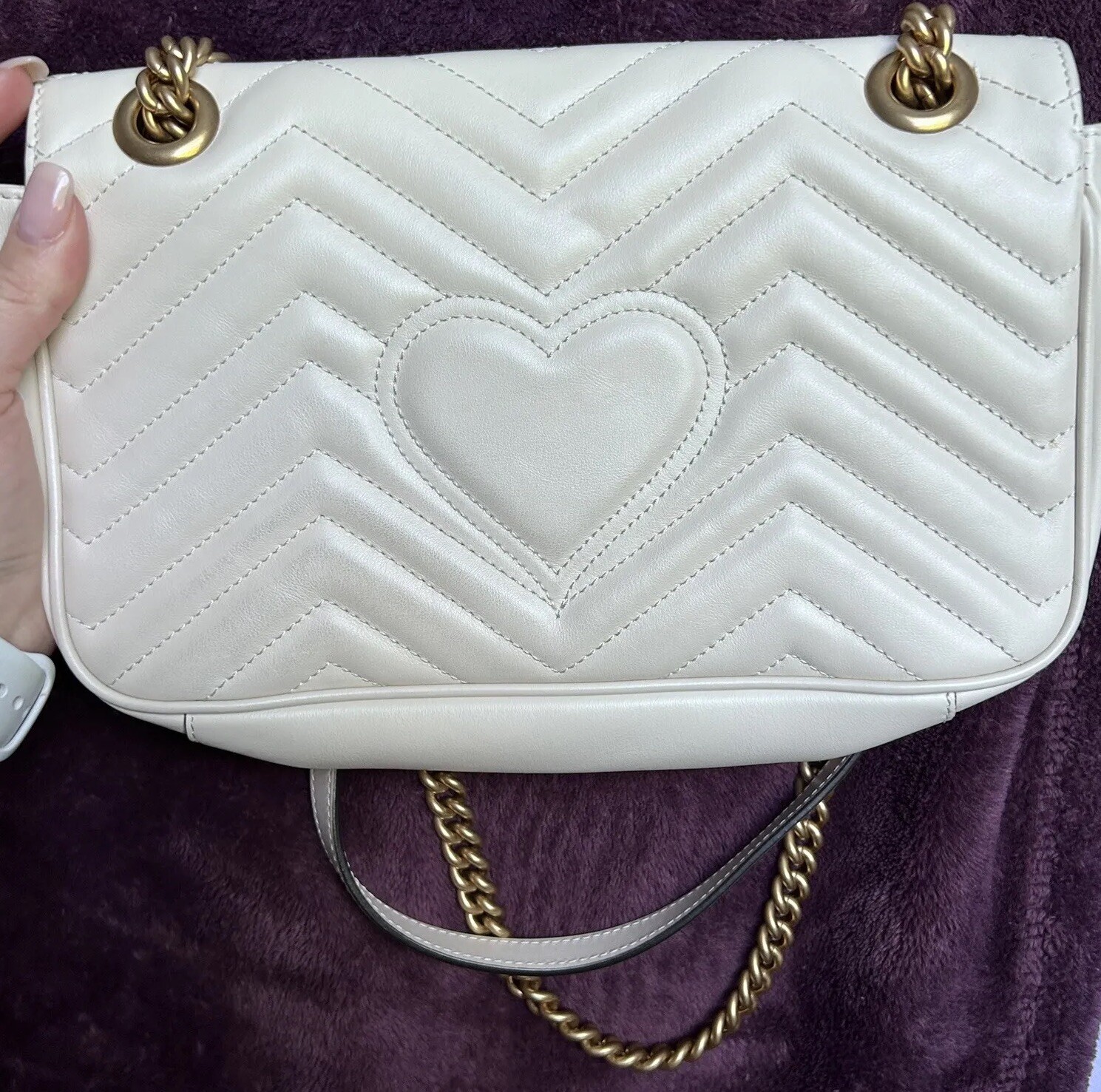 Authentic Gucci GG Marmont Small Shoulder Bag White Matelassé Leather worn twice