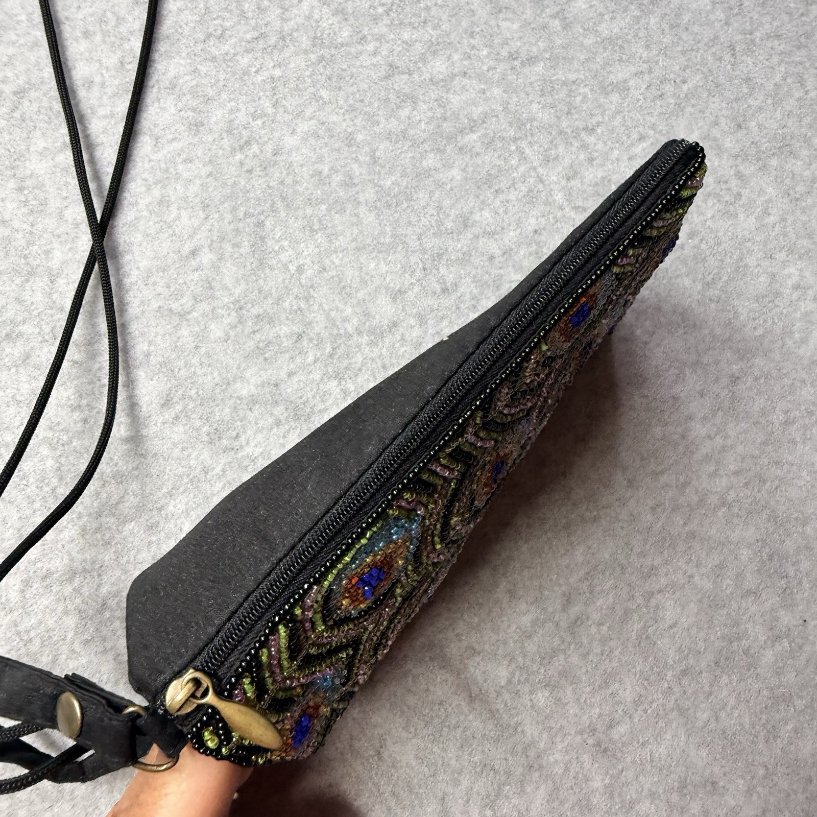 BAMBOO TRADING COMPANY HAND BEADED PEACOCK CLUB BAG WRISTLET CROSSBODY
