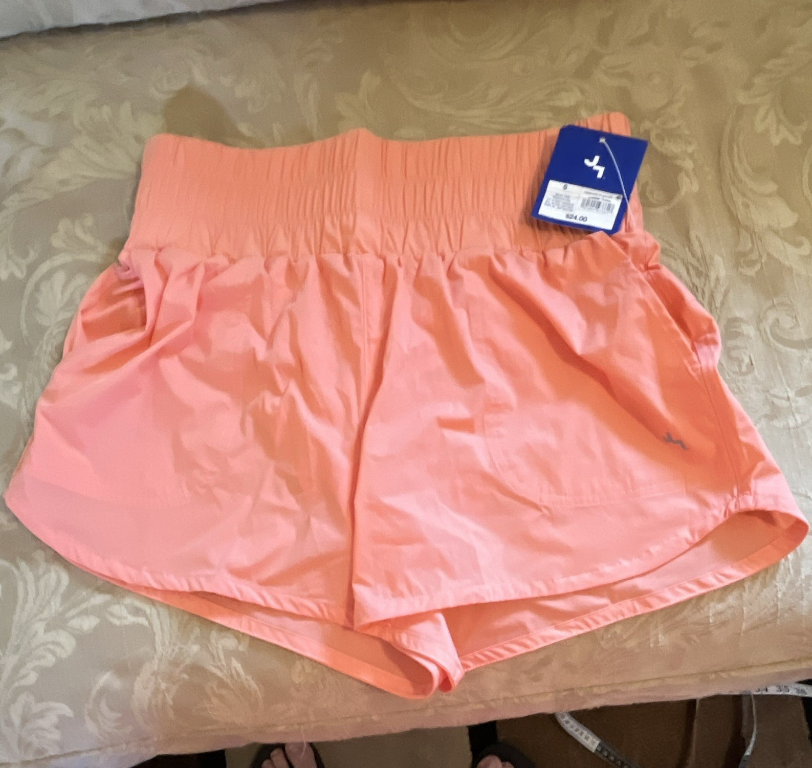 JoyLab Women’s Athletic Shorts Size S Peach High Rise Elastic Waist Pockets
