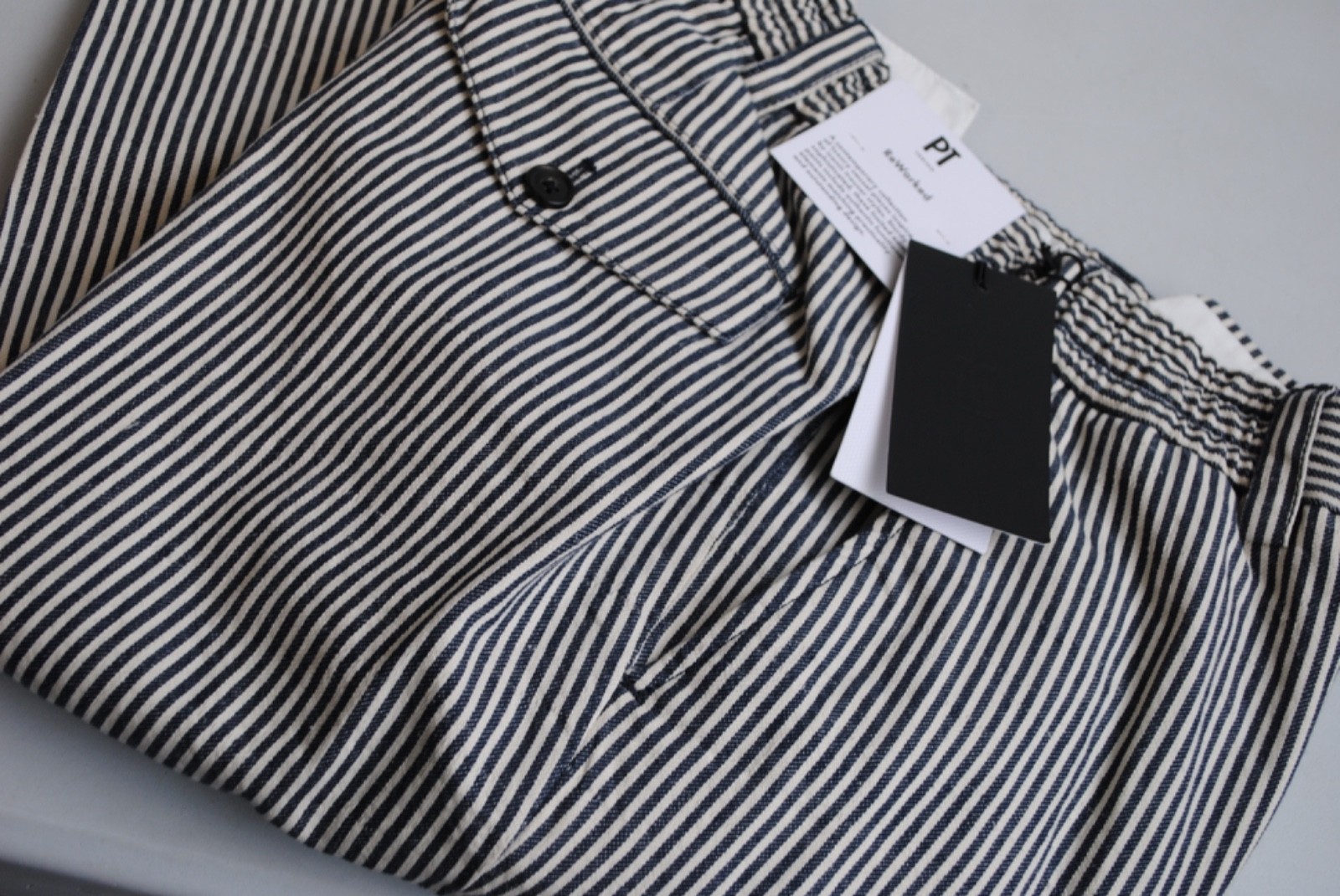 PT 01 COTTON + LINEN COLLECTION 32-46 260.00 CARD PT-26A01a