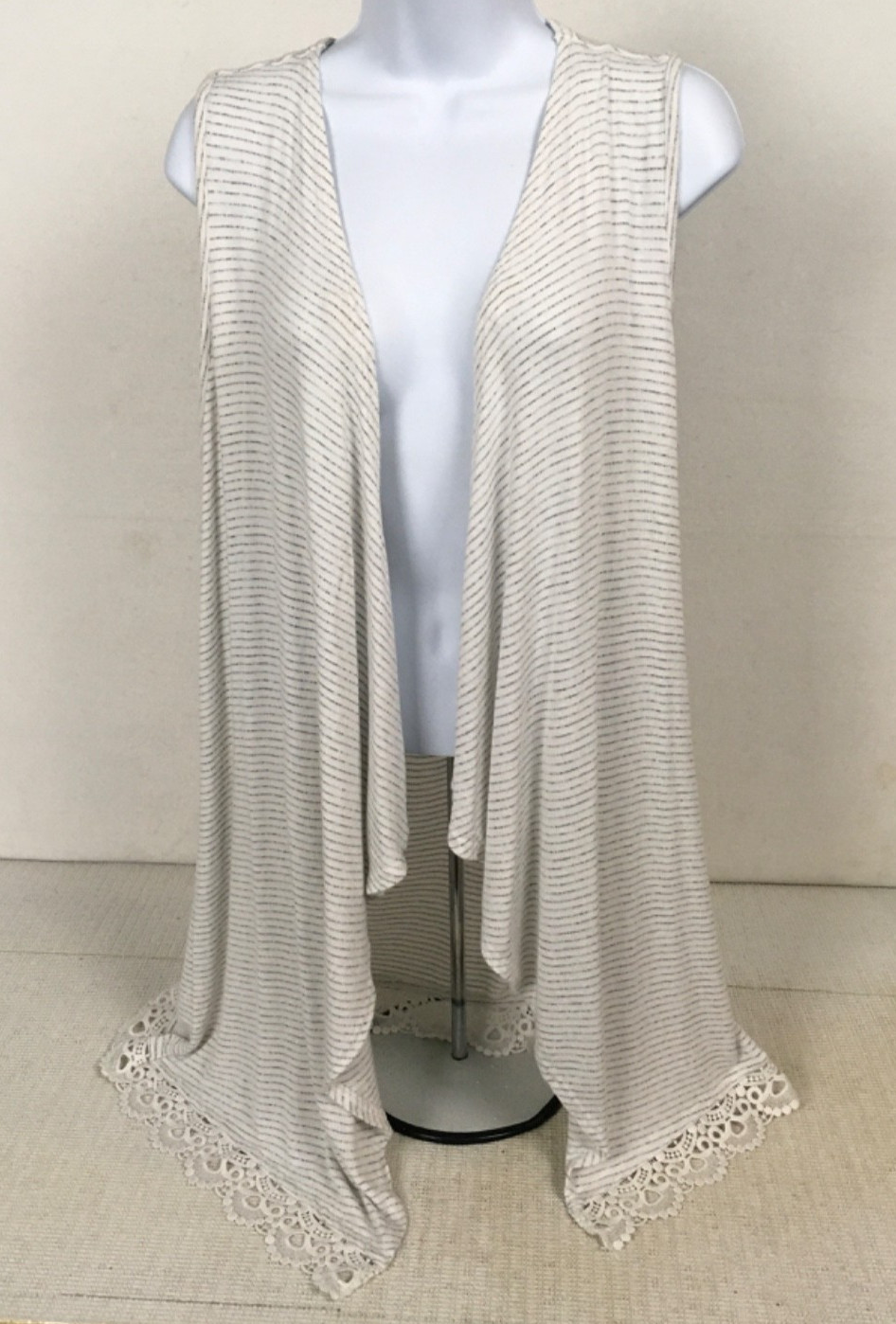 Cato Cardigan Women Size M Open Front V neck Ivory w Gray Black Stripes Lace