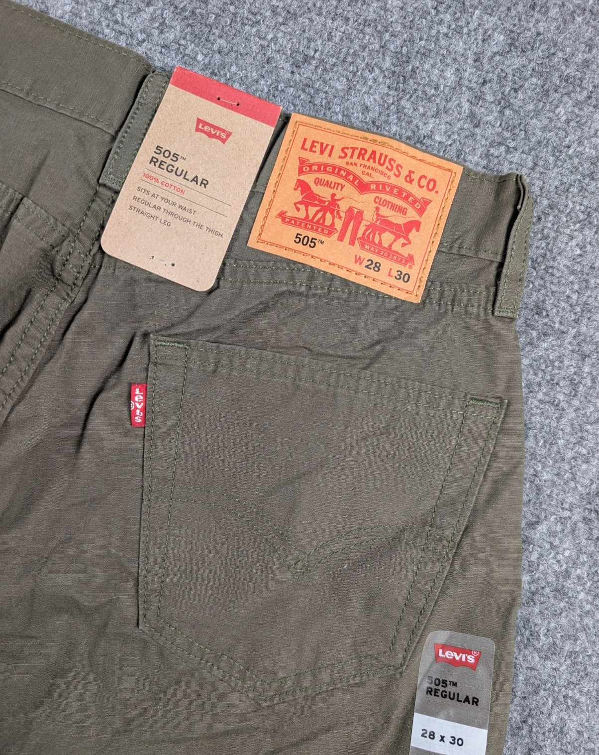 Levi’s 505 5 Pocket Pants Mens 28/30 Green Regular Chino Straight Cotton NWT