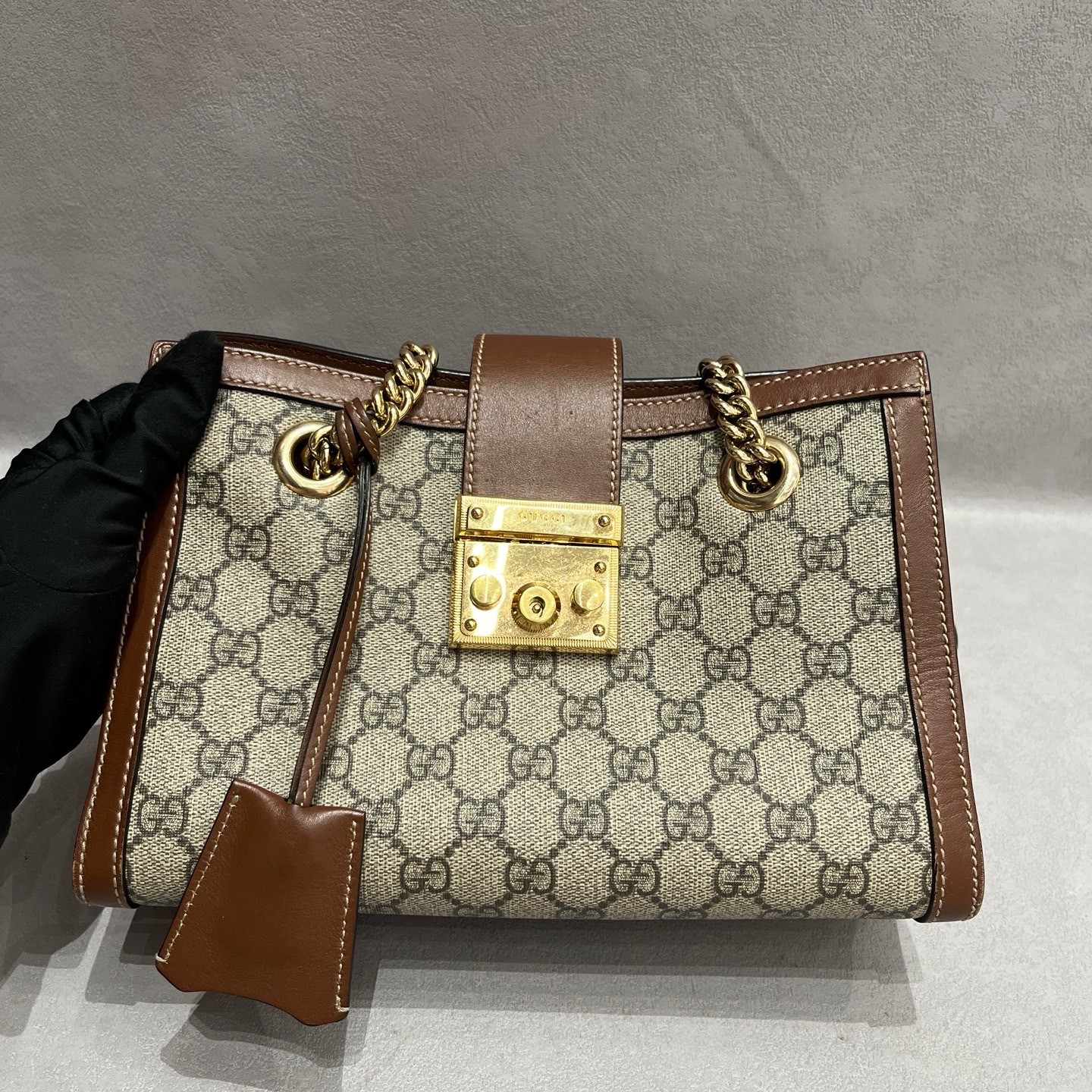 Gucci Pre-Owned Authentic Padlock Series Shoulder Bag Caramel