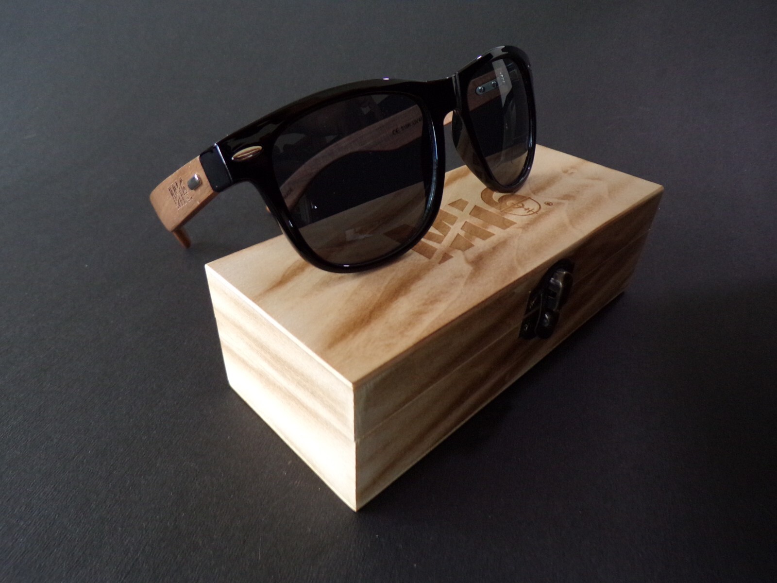 Mi6® Polarized Bamboo Wood Sunglasses men women Retro Horn Rim Wood Box Case usa