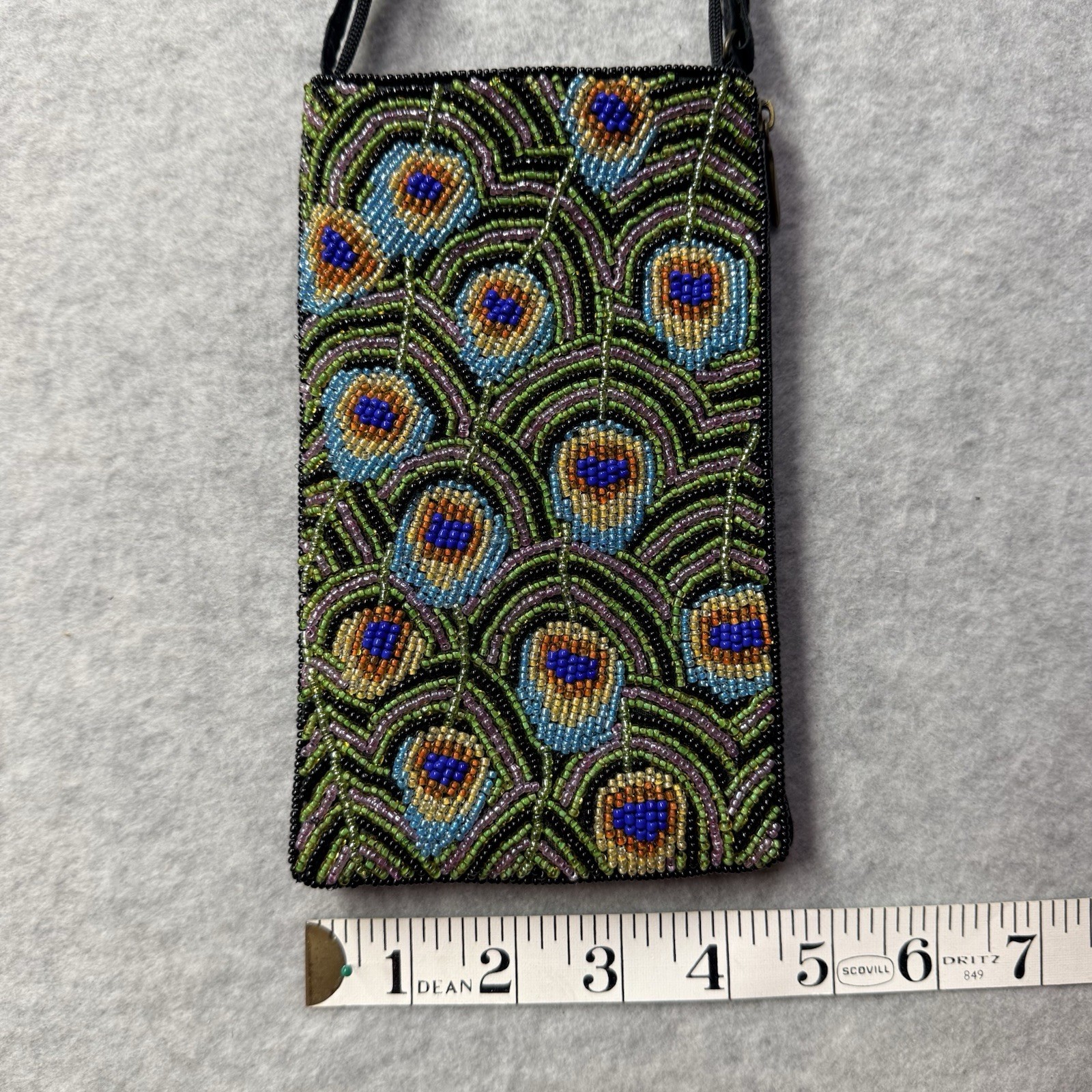 BAMBOO TRADING COMPANY HAND BEADED PEACOCK CLUB BAG WRISTLET CROSSBODY