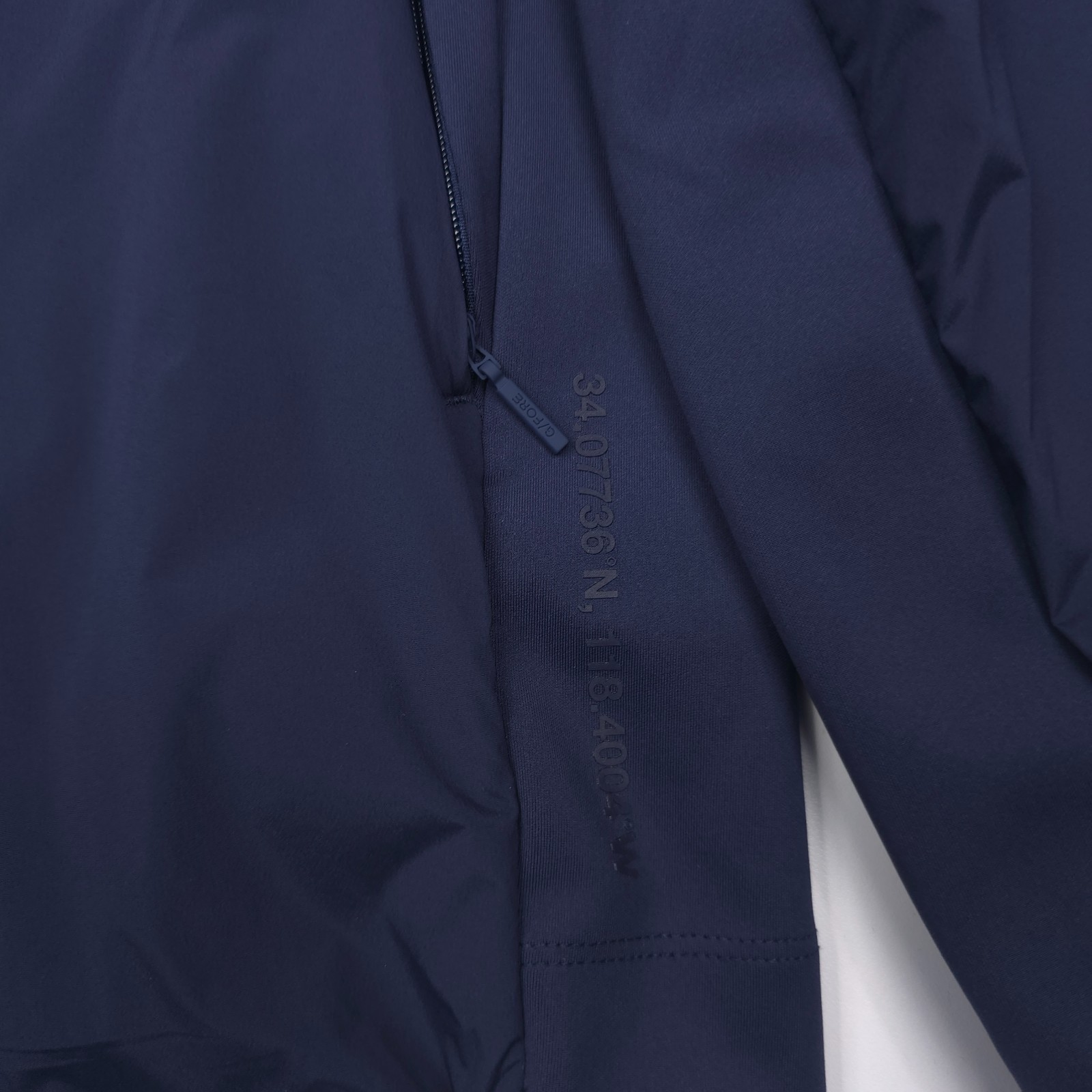 G/Fore Maverick Hybrid Jacket Mens Medium Twilight Blue Golf Zip Up