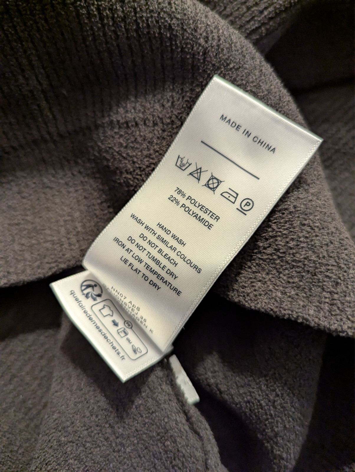 NN07 crewneck