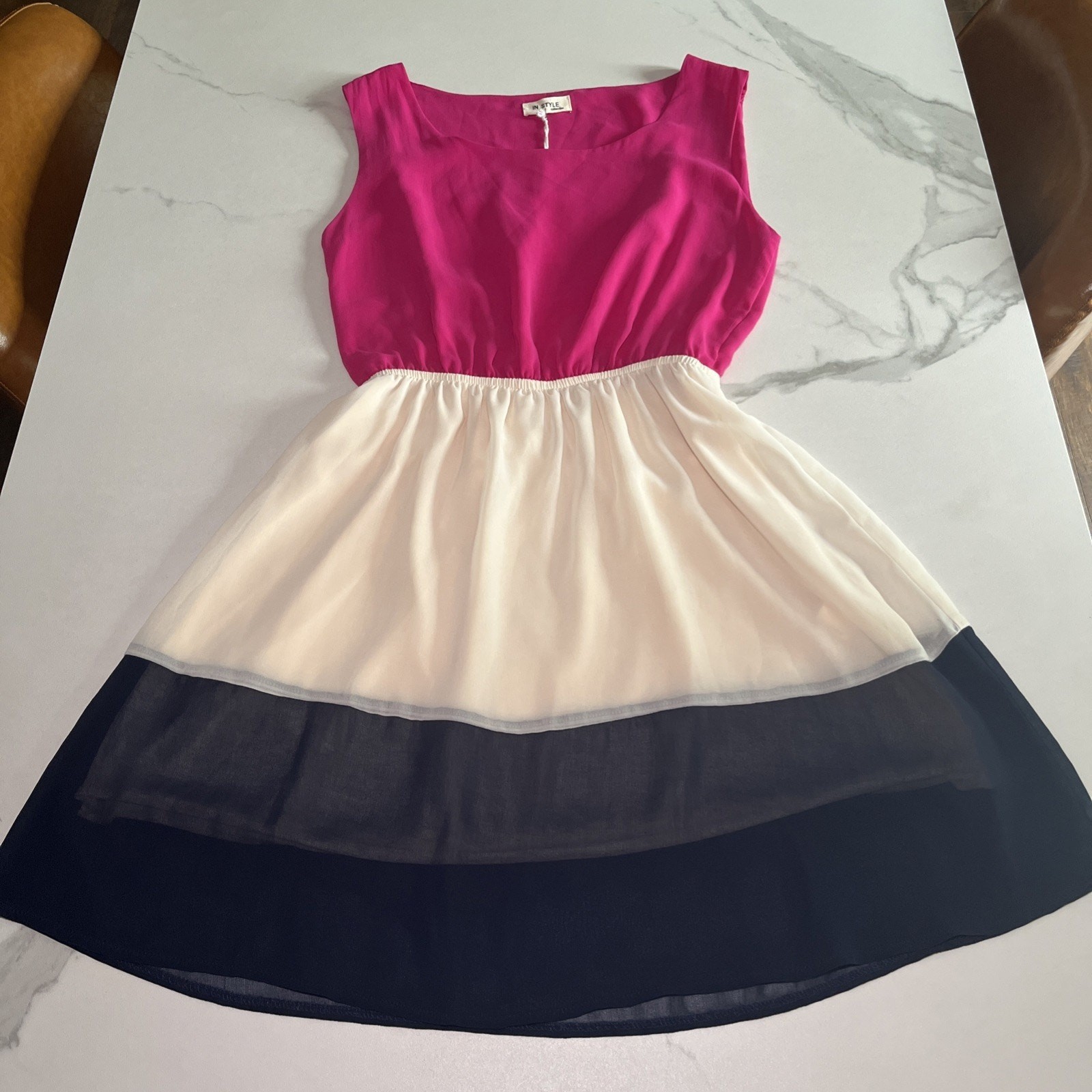NWT In Style Pink Ivory Blue Color Block Dress Sleeveless Pullover Size Small