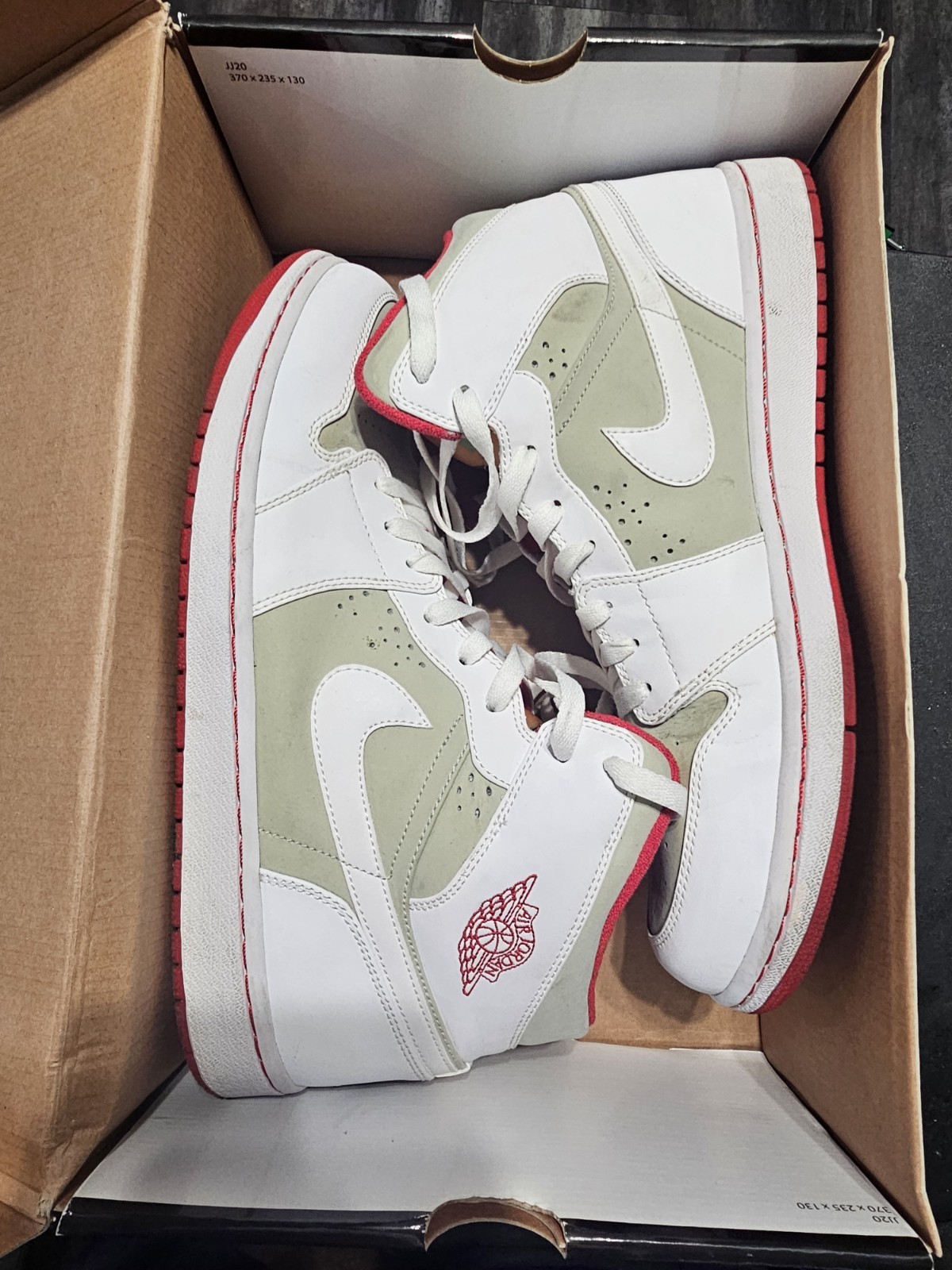 Air Jordan 1 Retro 2009 Hare Size 13 374454-011 White Red OG Rare Men’s Sneakers