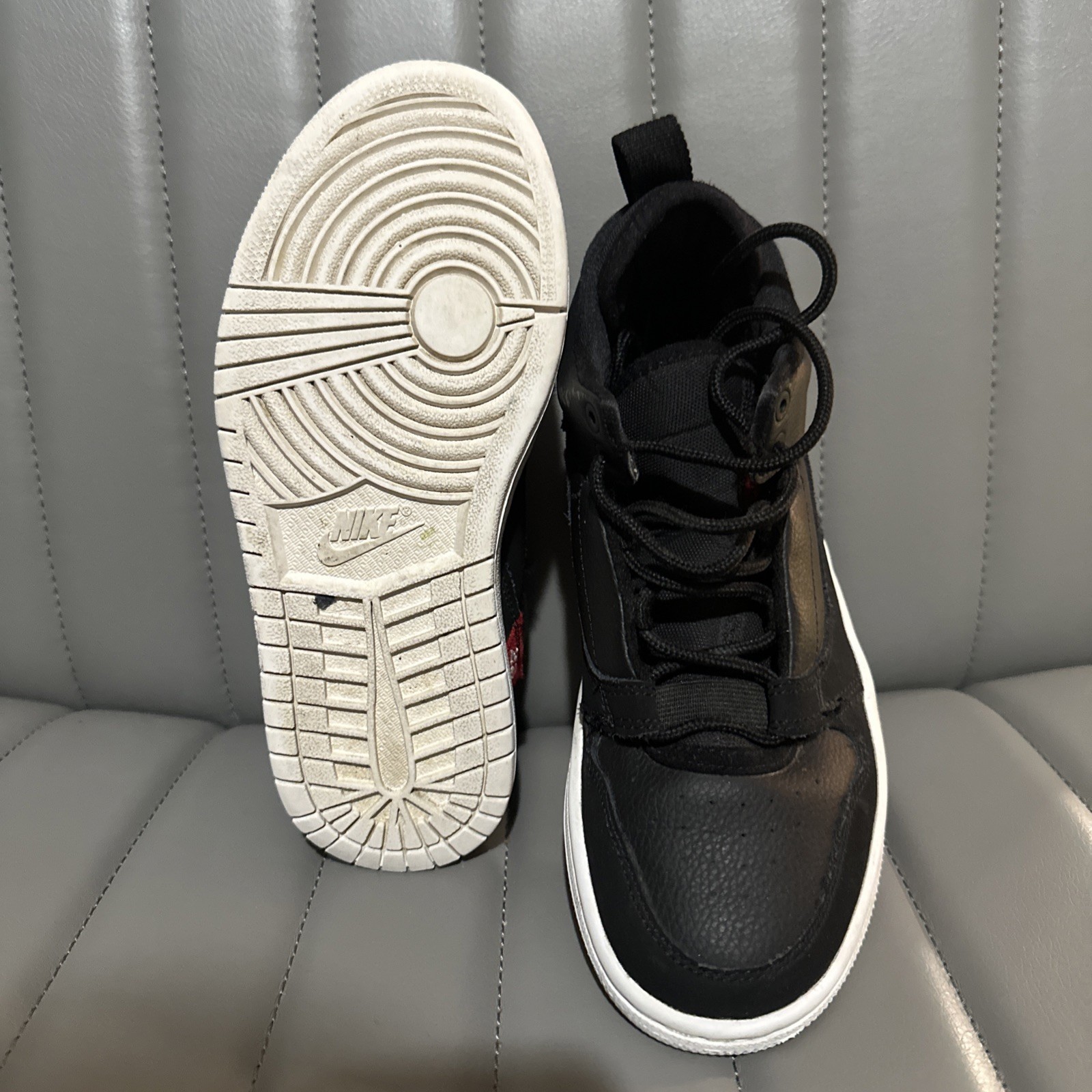 Youth Jordan’s Size 3.5
