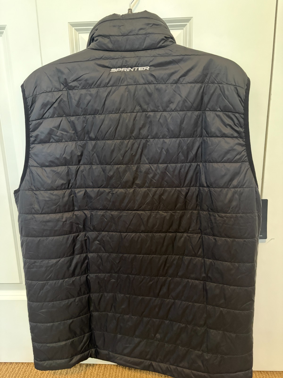 **NEW** Mercedes-Benz Puffer Vest Size Small Black Full Zip Embroidered Logo