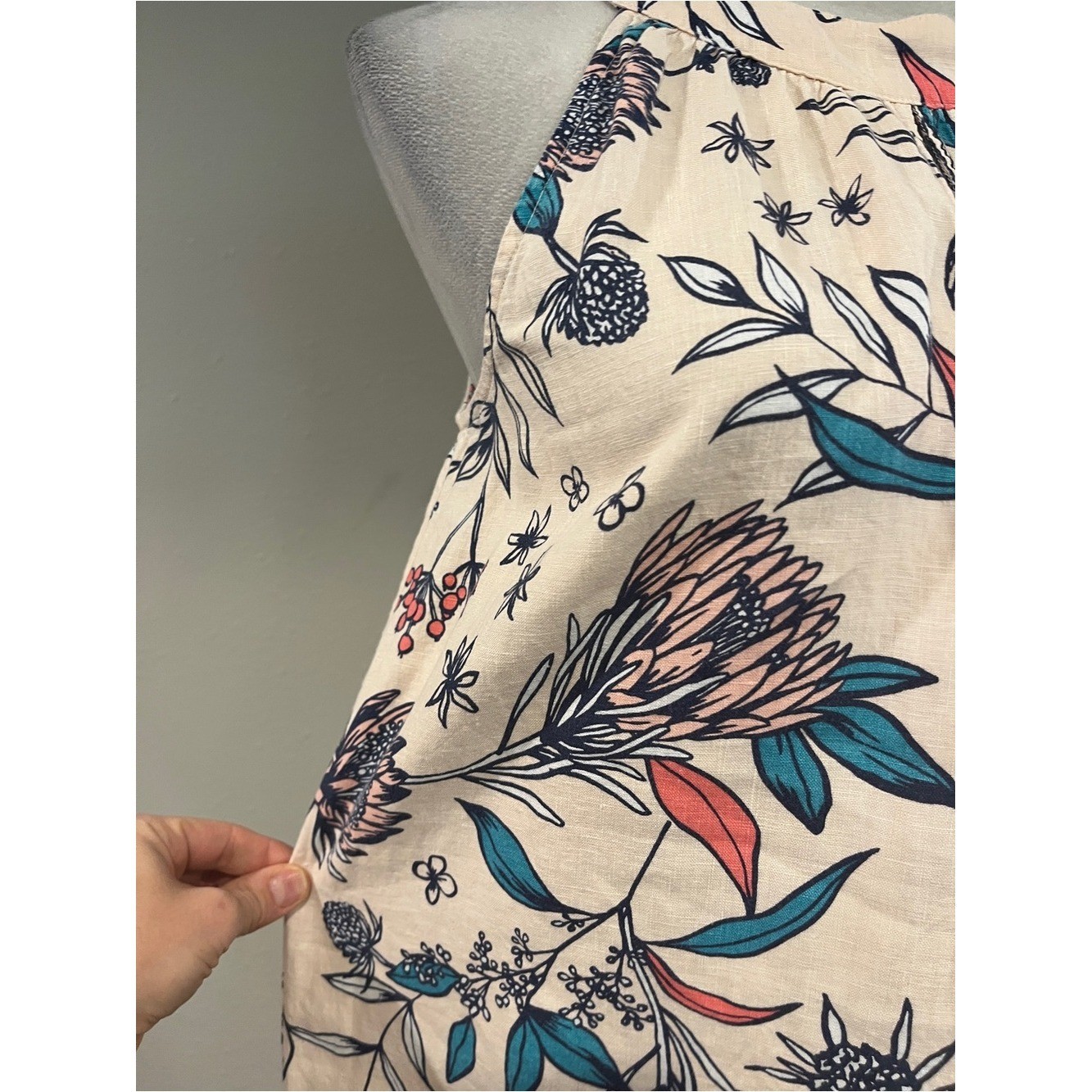 Rachel Ashwell Sleeveless Floral Halter Dress in Cream with Teal & Coral Accents