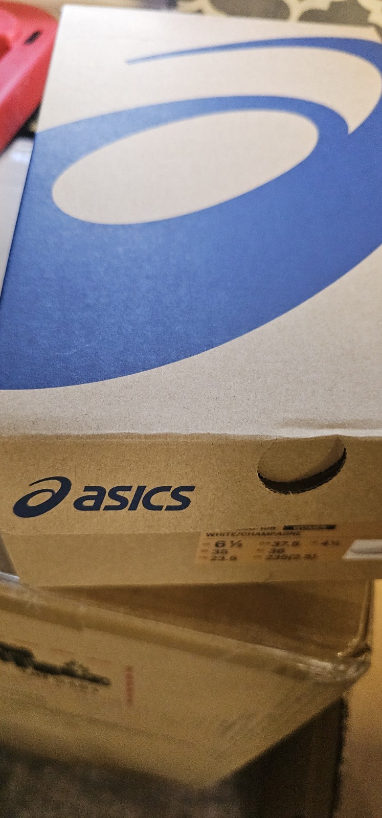 Size 6.5 – ASICS Gel Dedicate 8 Pickleball Sneakers White/Champagne-NIB
