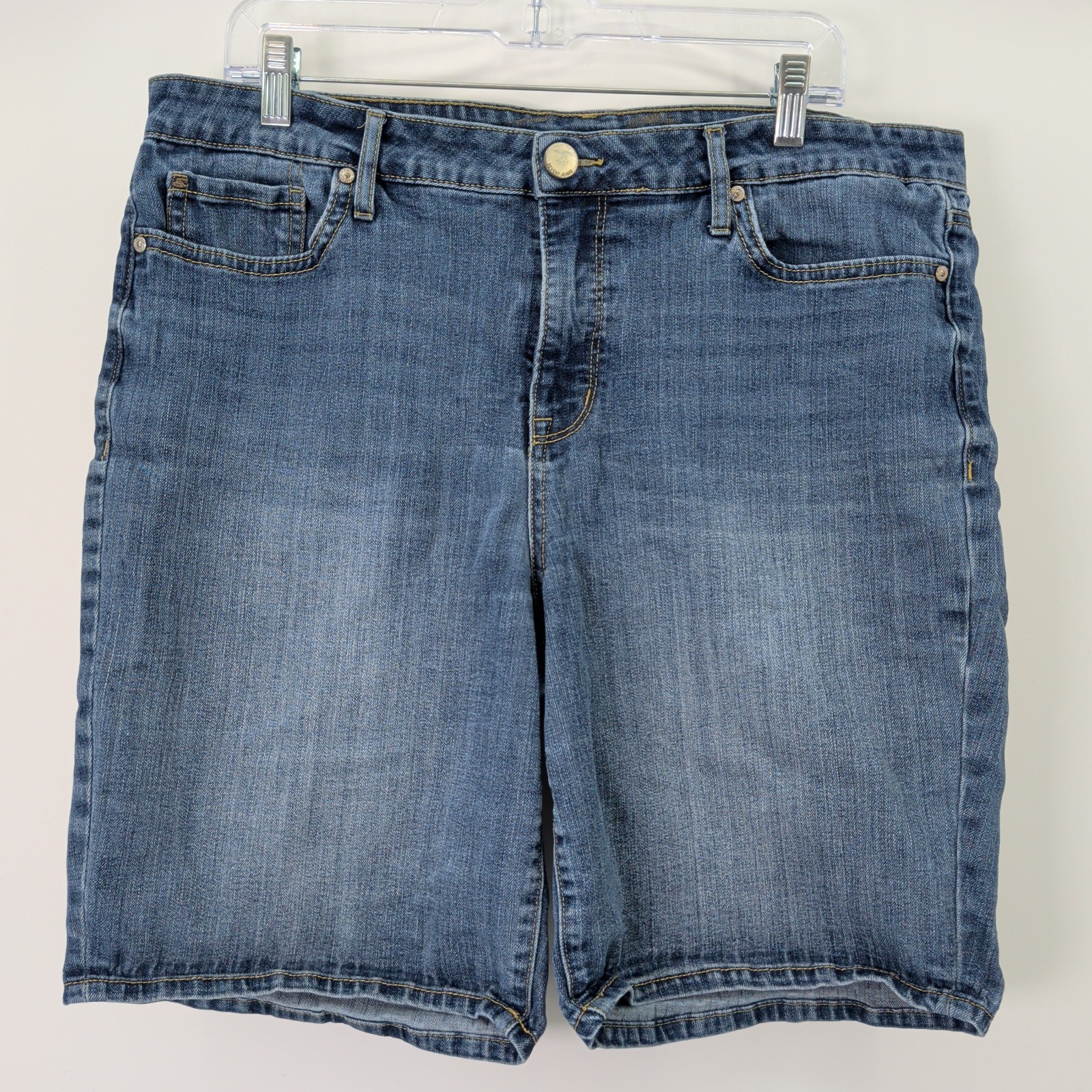 Lot of 3 Seven7 Women’s Sz 16 High Rise Relaxed Fit 5 Pocket Denim Weekend Short