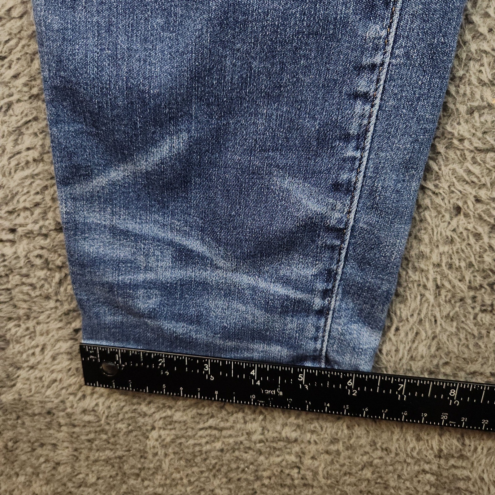 American Eagle Slim Straight Jeans Mens W32 L36 AirFlex Stretch Whiskered AE