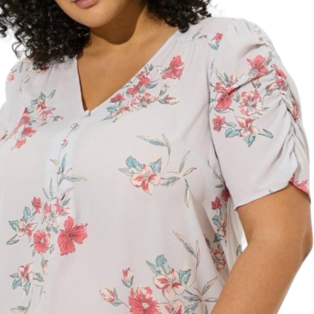 TORRID Harper Georgette V-Neck Ruched Sleeve Blouse NWT Size 2X