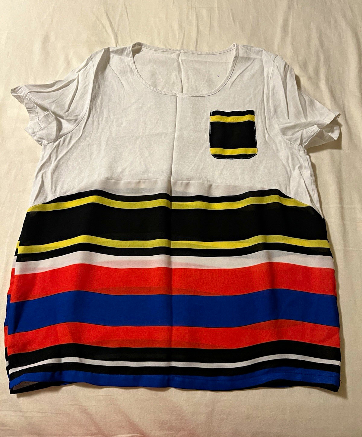 Women’s M White Knit Scoop Neck Short Sleeve Striped Colorblock Pocket T-Shirt