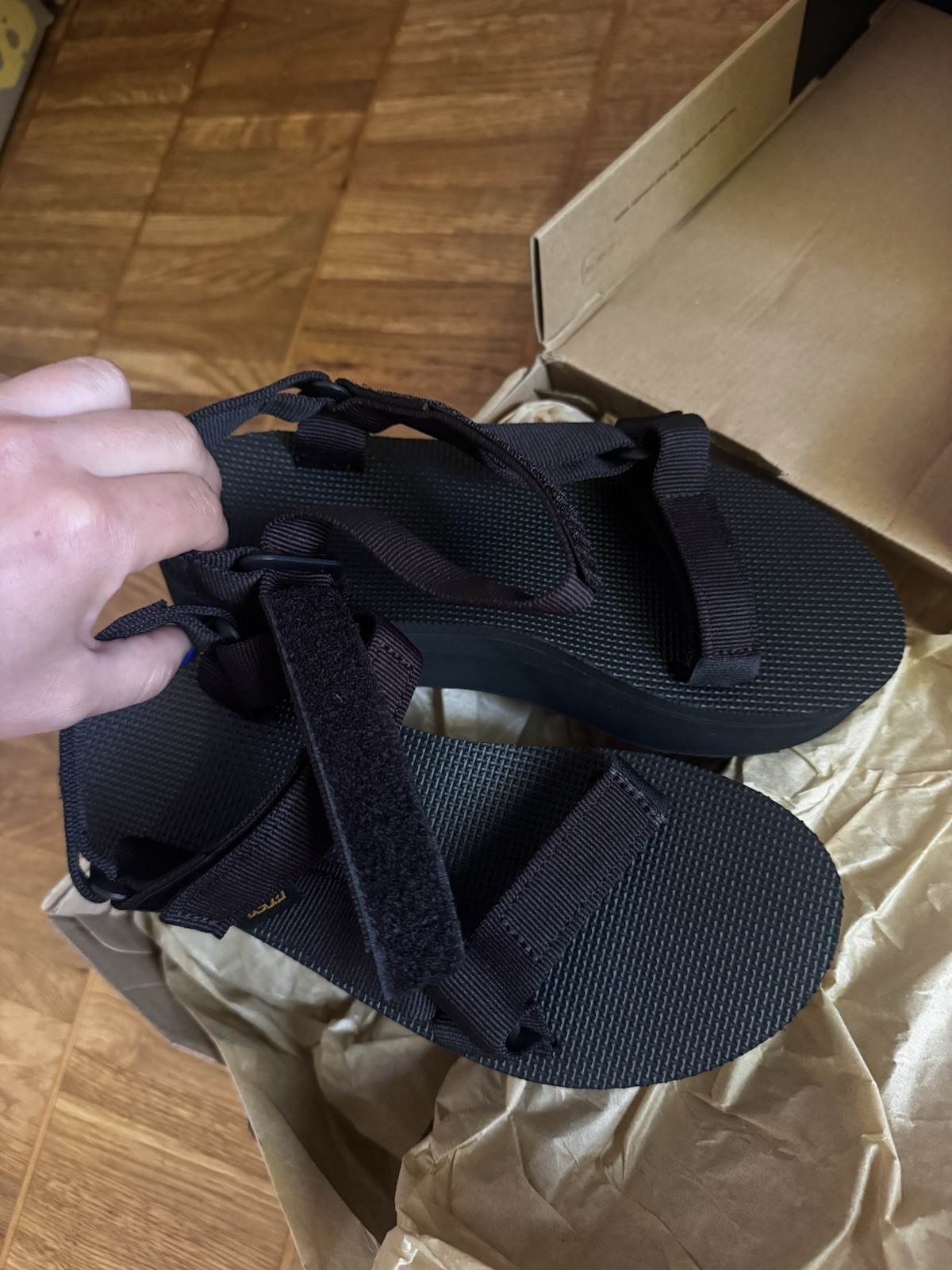 Teva Sandals Shoes Womens Size 6 Black Strappy Platform Ankle Strap 1008844