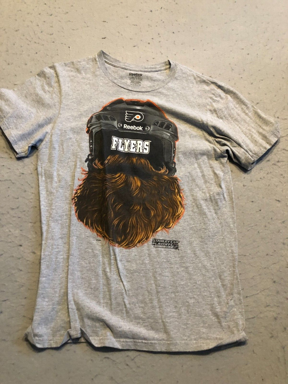Philadelphia Flyers Playoffs Reebok Men’s Medium Shirt Short Sleeve Gray Tee